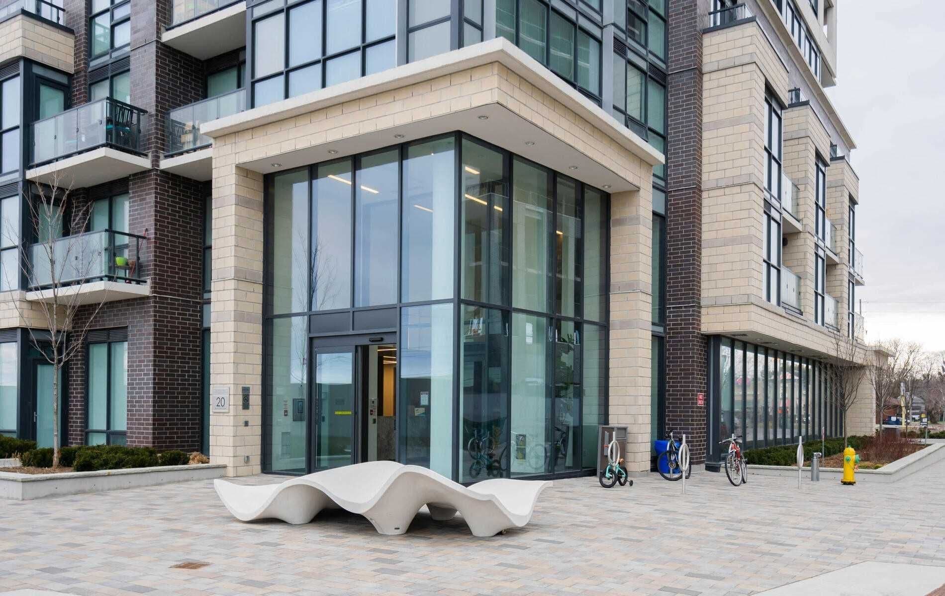 20 Thomas Riley Road 2808, Toronto W08, ON M9B 0C3