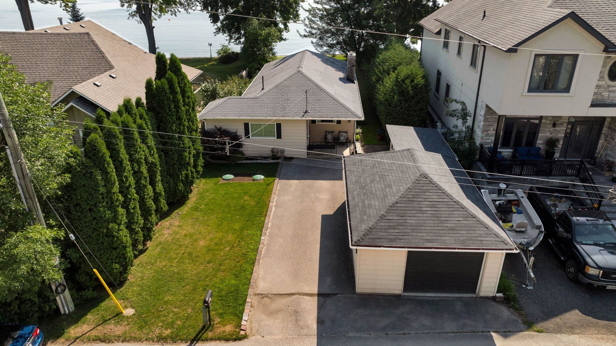 297 Beach Road, Innisfil, ON L0L 1R0