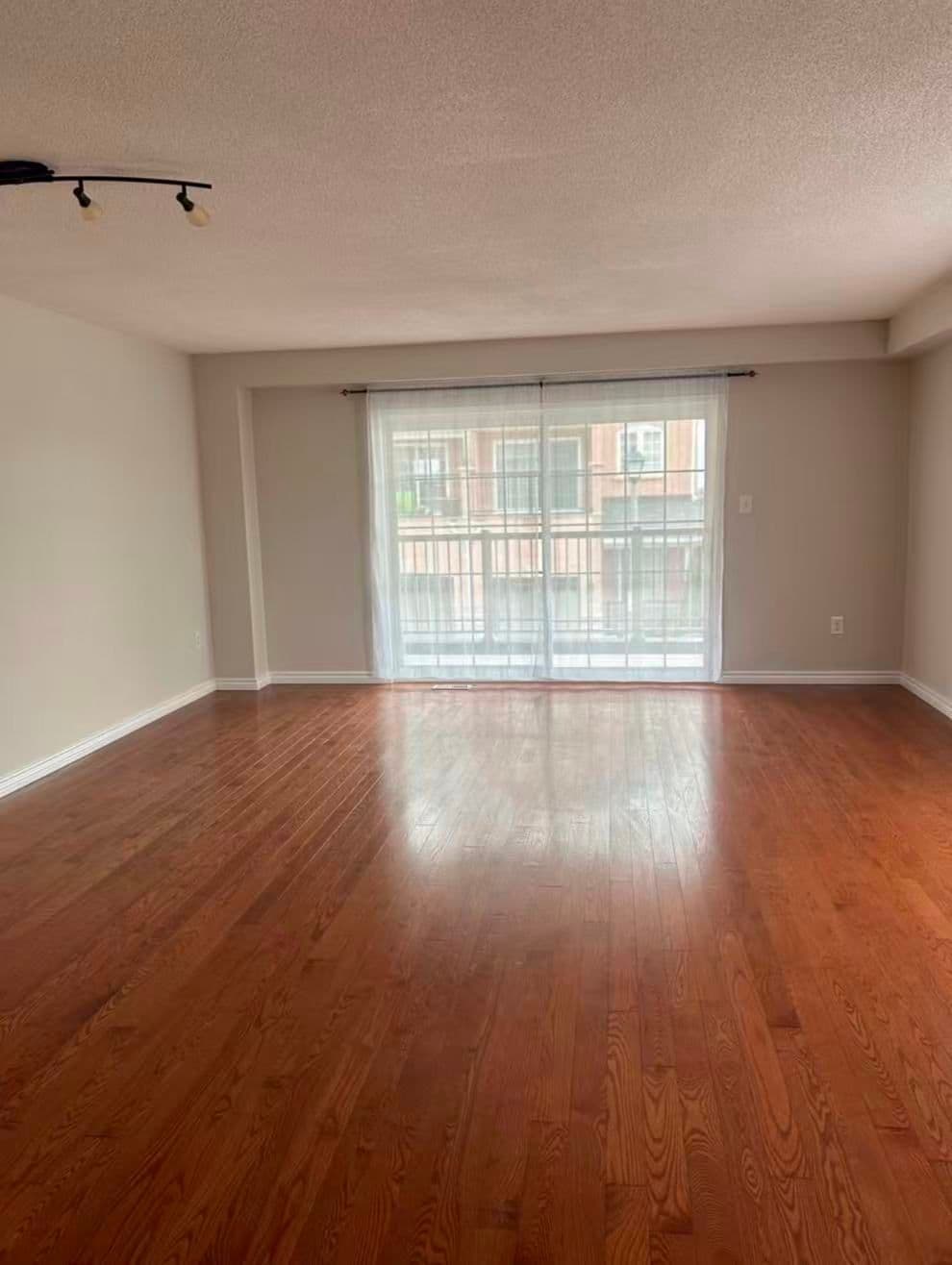 1 Hesketh Road, Ajax, ON L1Z 0K6