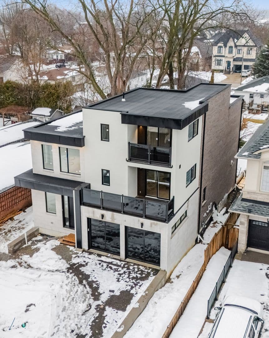 711 Hillview Crescent, Pickering, ON L1W 2R6, Pickering