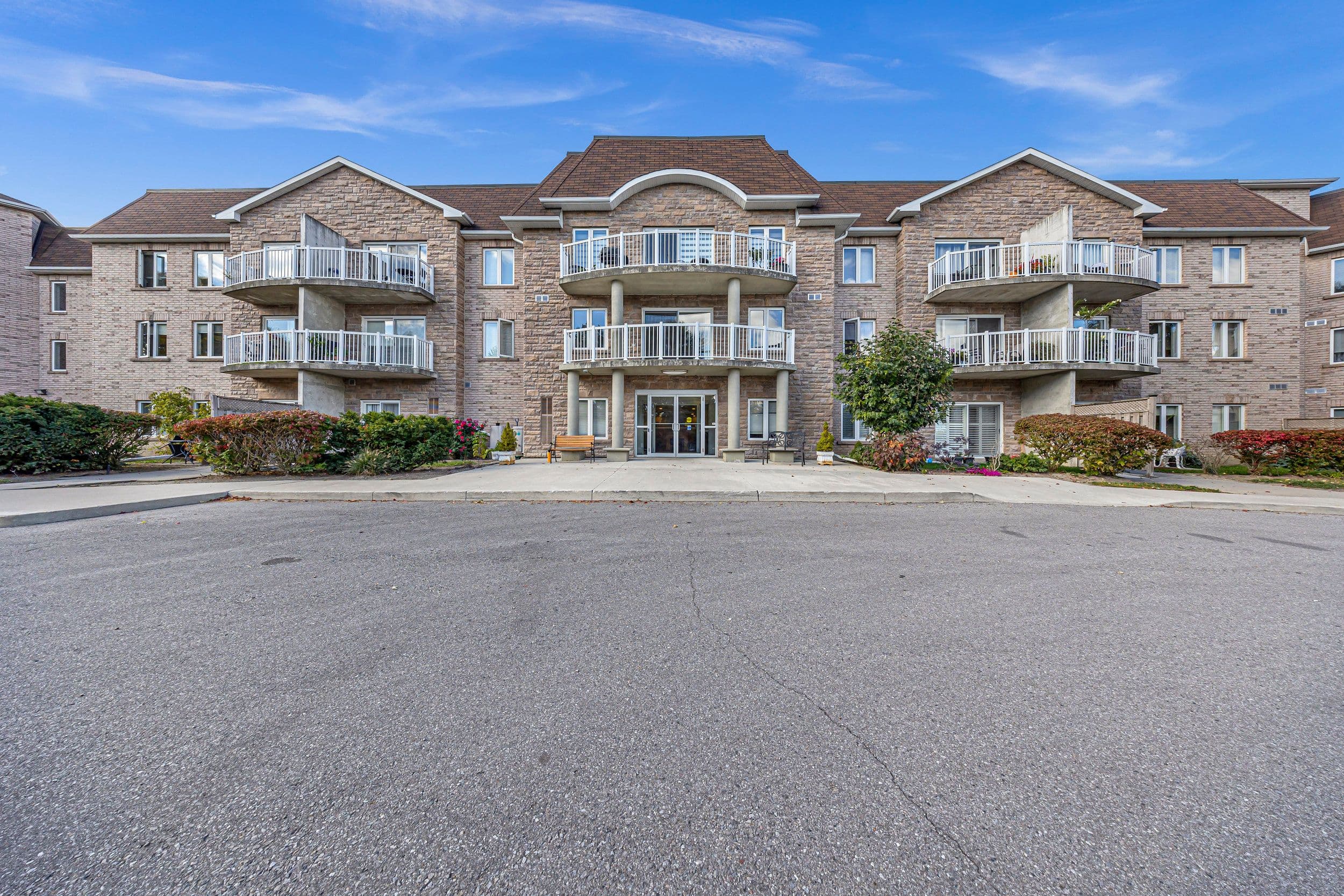 32 Church Street 307, King, ON L0G 1T0