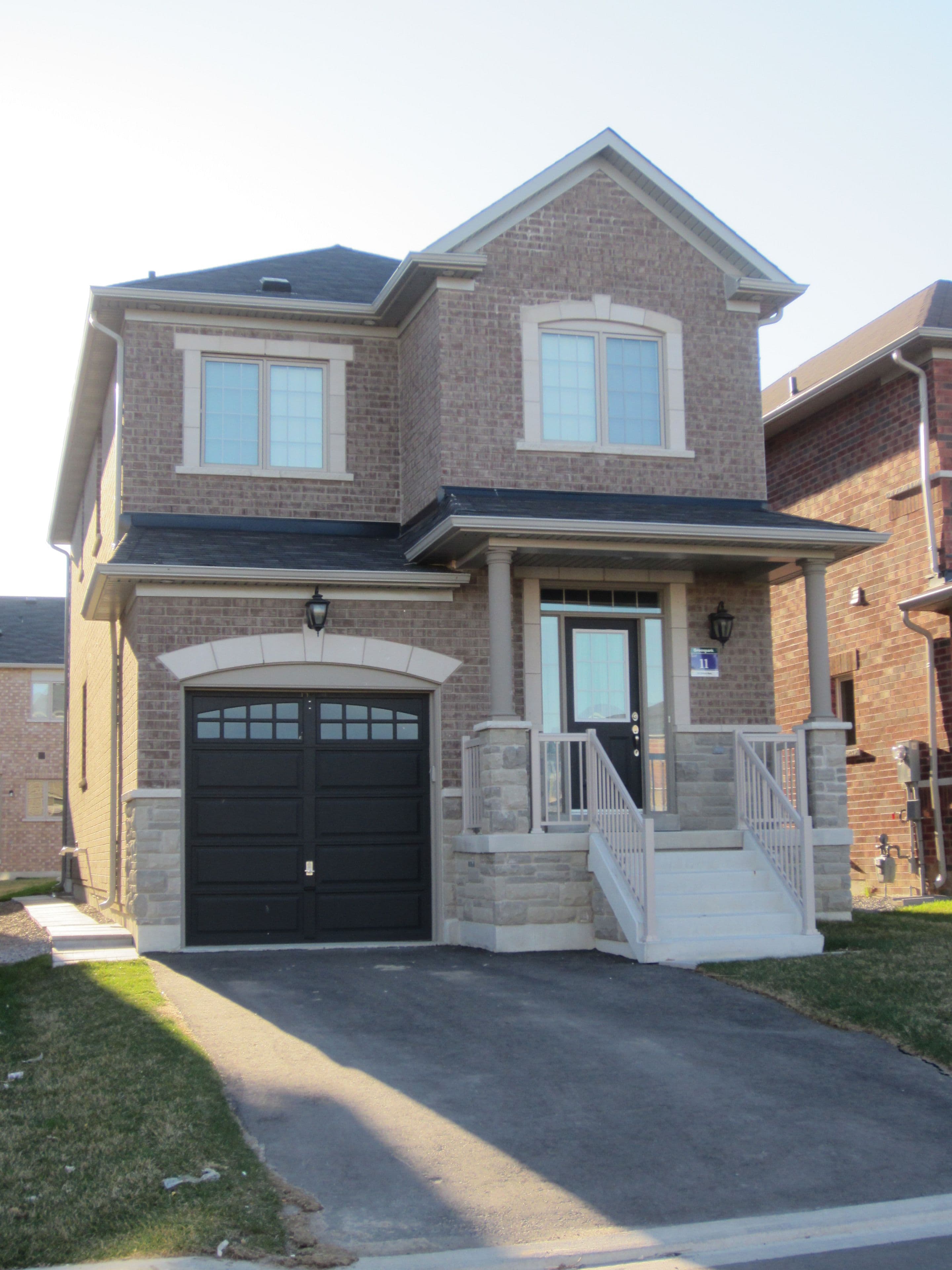 16 Orion Avenue, Vaughan, ON L4H 0B3
