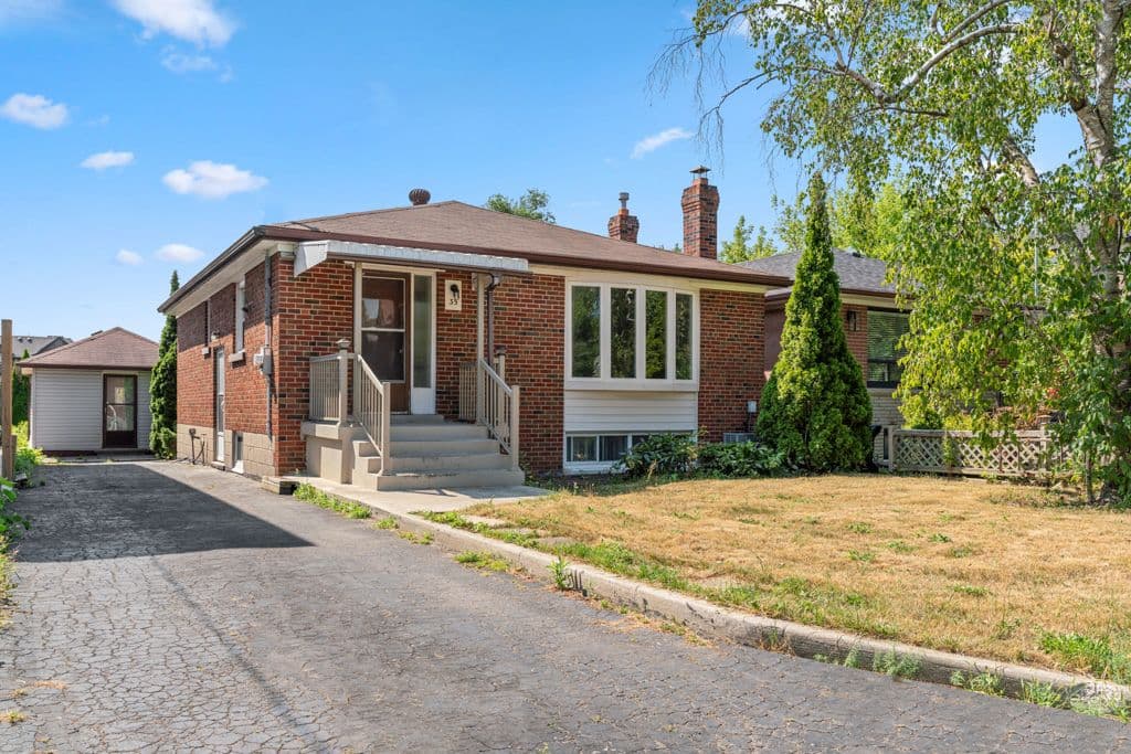35 Farrell Avenue, Toronto C07, ON M2R 1C7