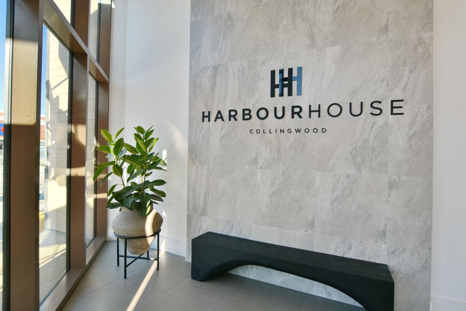 31 Huron Street 227, Collingwood, ON L9Y 0E8