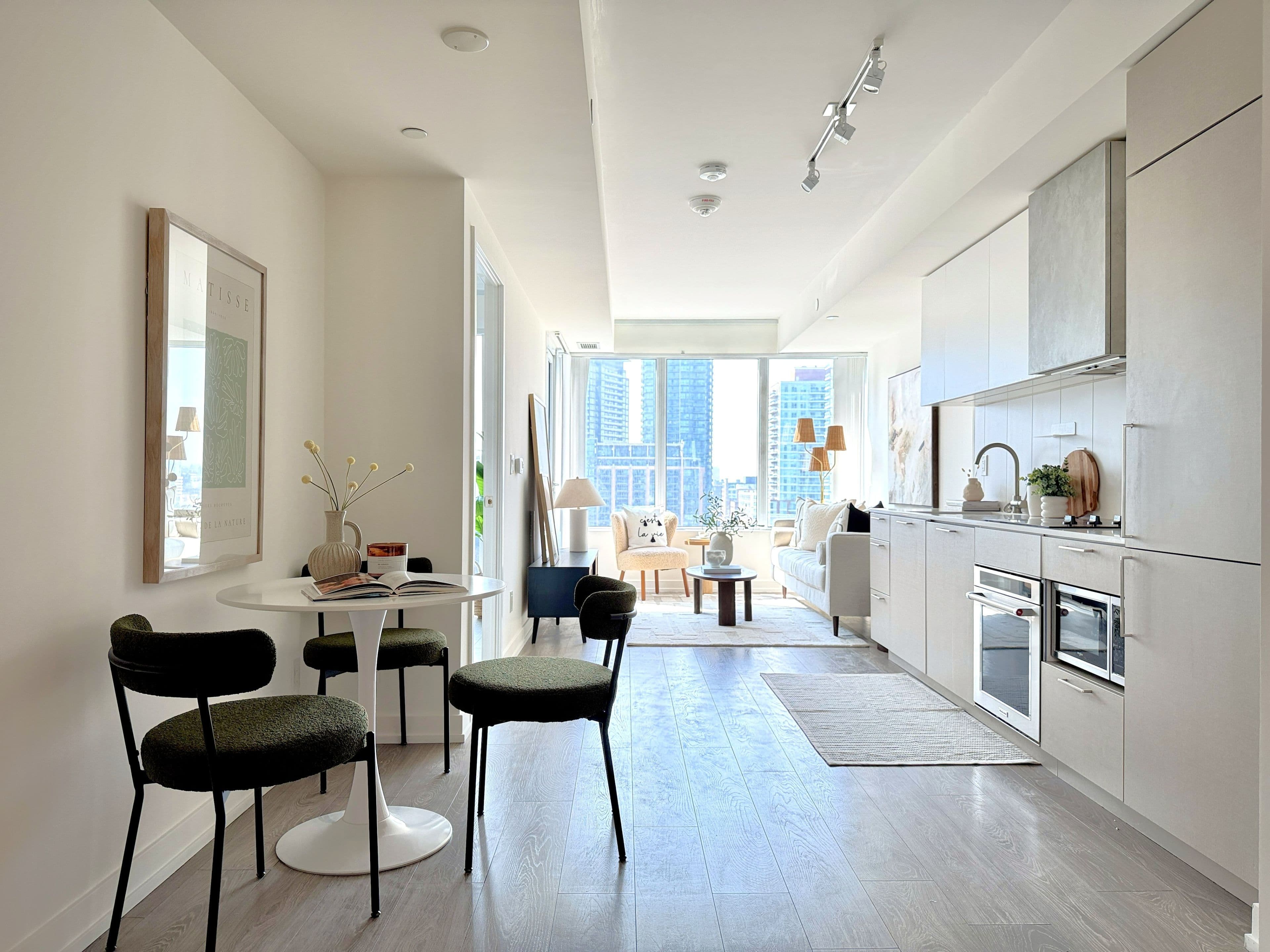 19 Western Battery Road 1210, Toronto C01, ON M6K 0E3