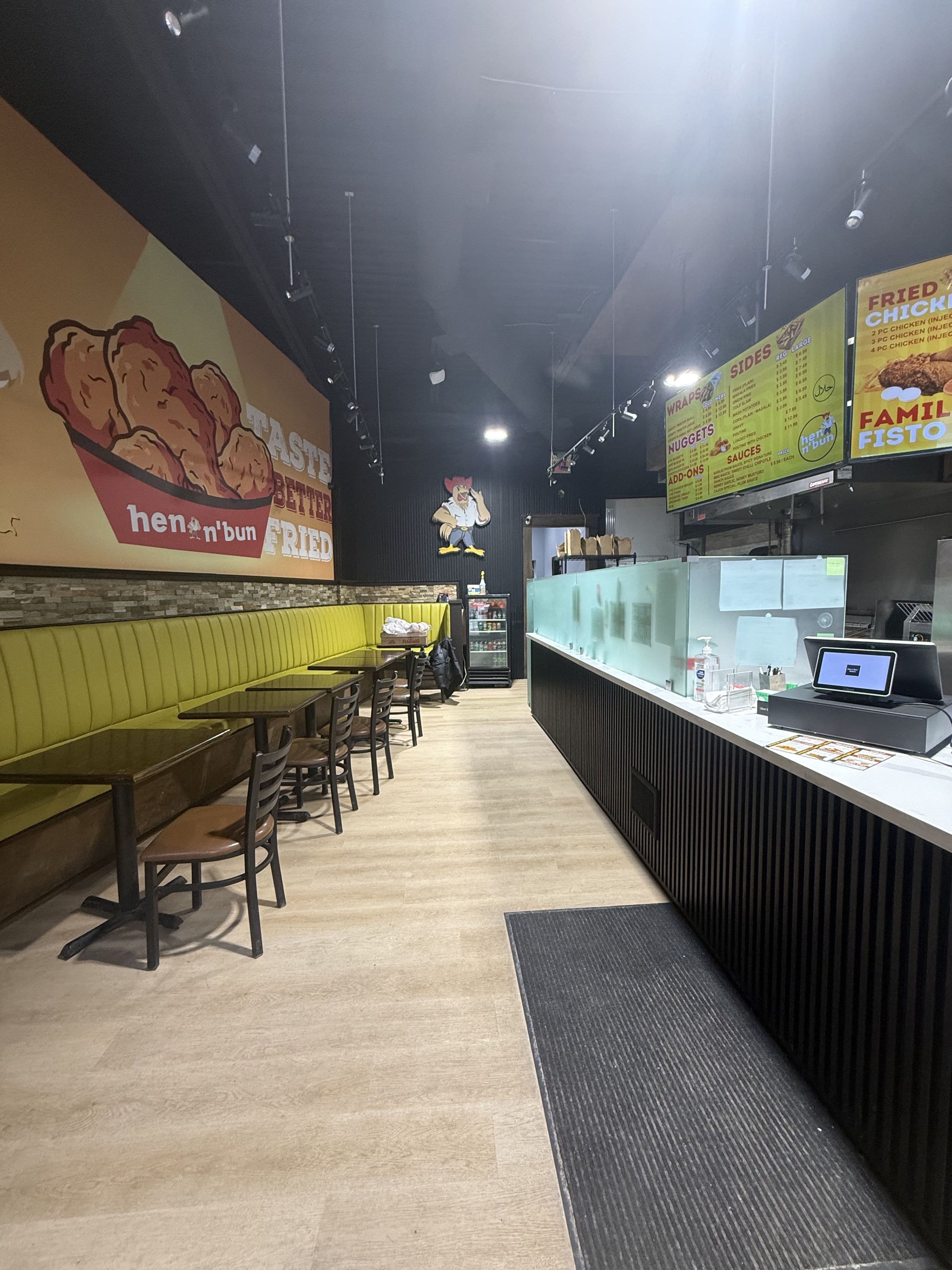 256 Queen Street S, Caledon, ON L7E 4T7