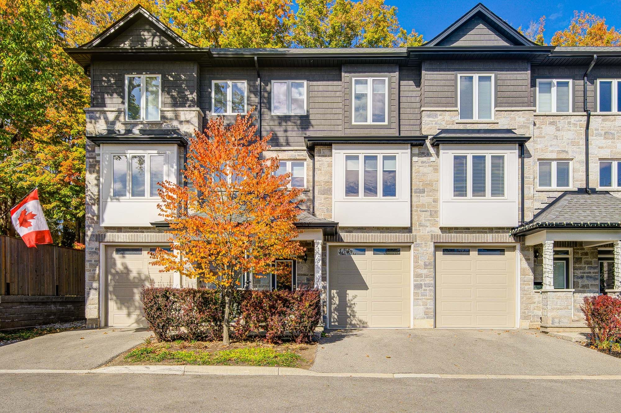 111 Wilson Street E 2, Hamilton, ON L9B 2G7