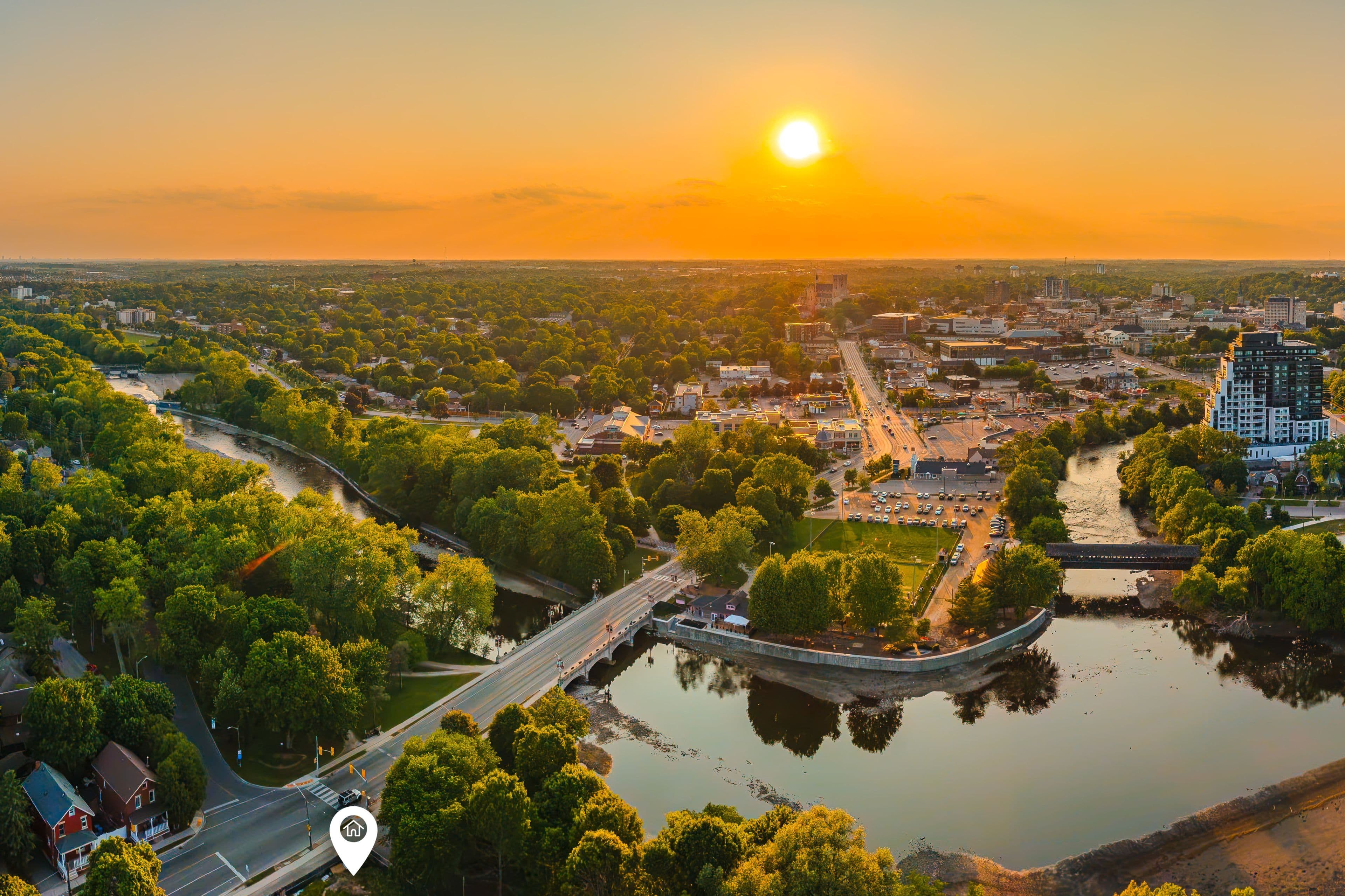 180 Gordon Street 7, Guelph, ON N1G 1X1