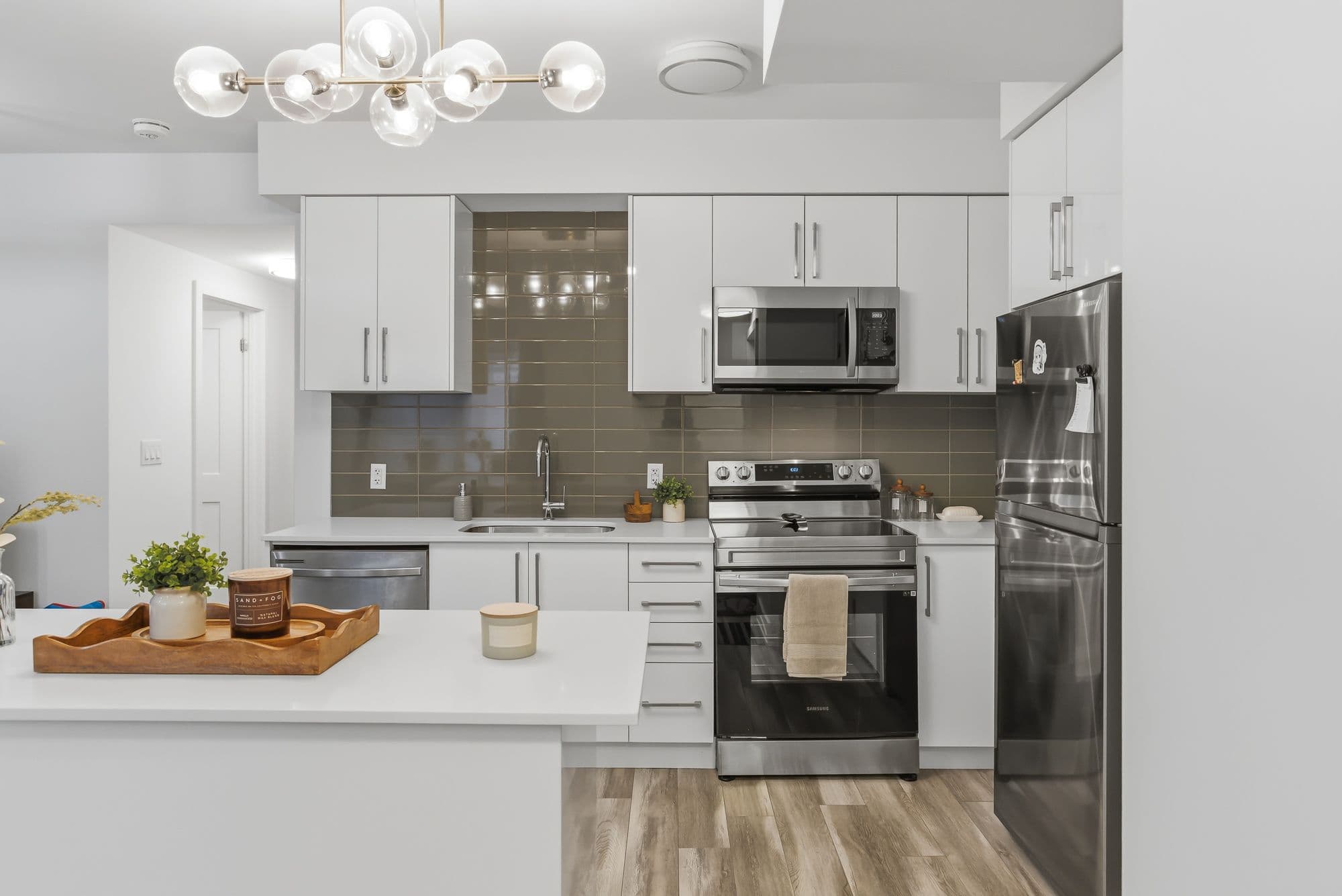 6065 McLeod Road 103, Niagara Falls, ON L2G 0Z7