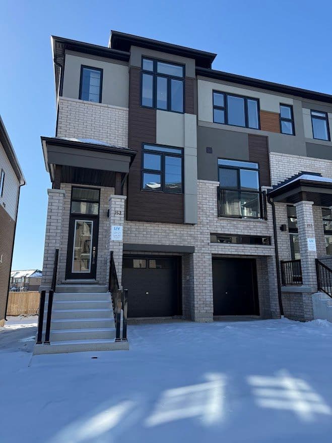 660 Colborne Street W 152, Brantford, ON N3T 0Y7