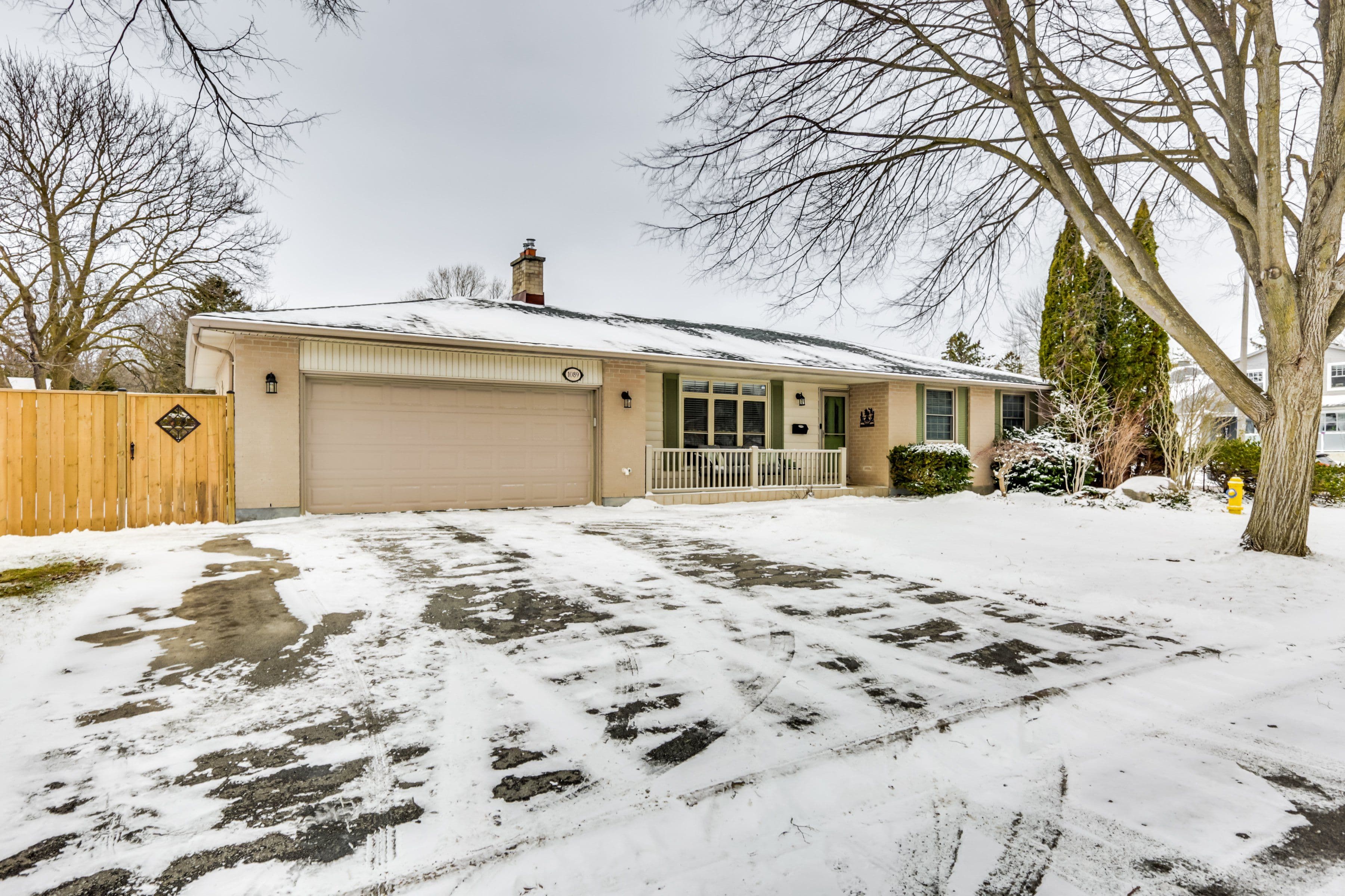 1089 Viscount Road, London South, ON N6K 1H9