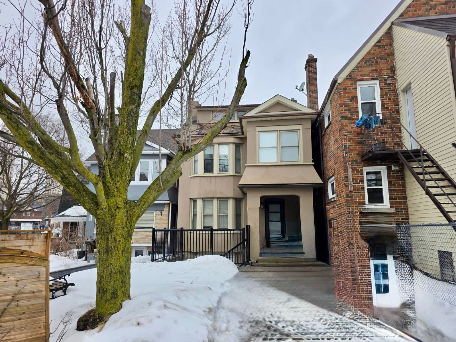 46 Bartonville Avenue W Basement, Toronto W04, ON M6M 2B5