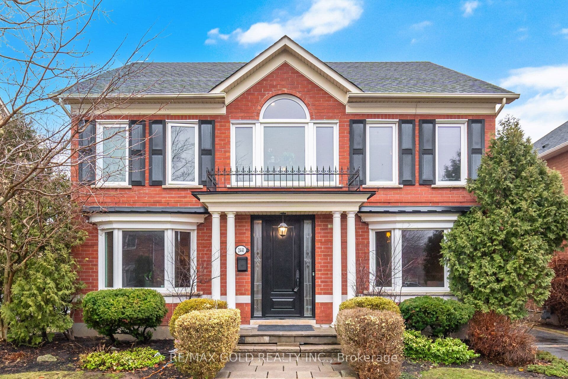 2441 Capilano Crescent, Oakville, ON L6H 6L3