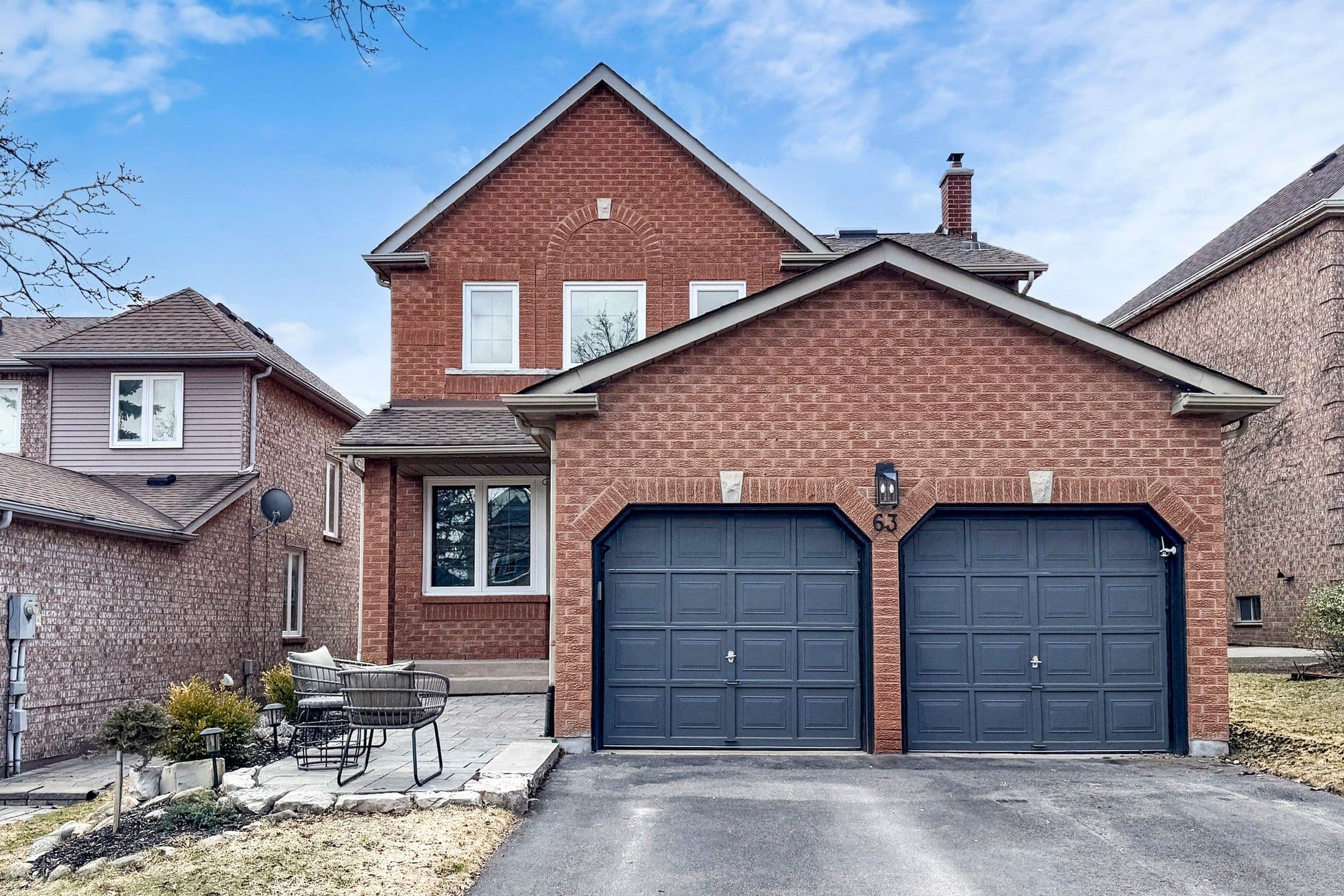 63 Beechbrooke Way, Aurora, ON L4G 6N7