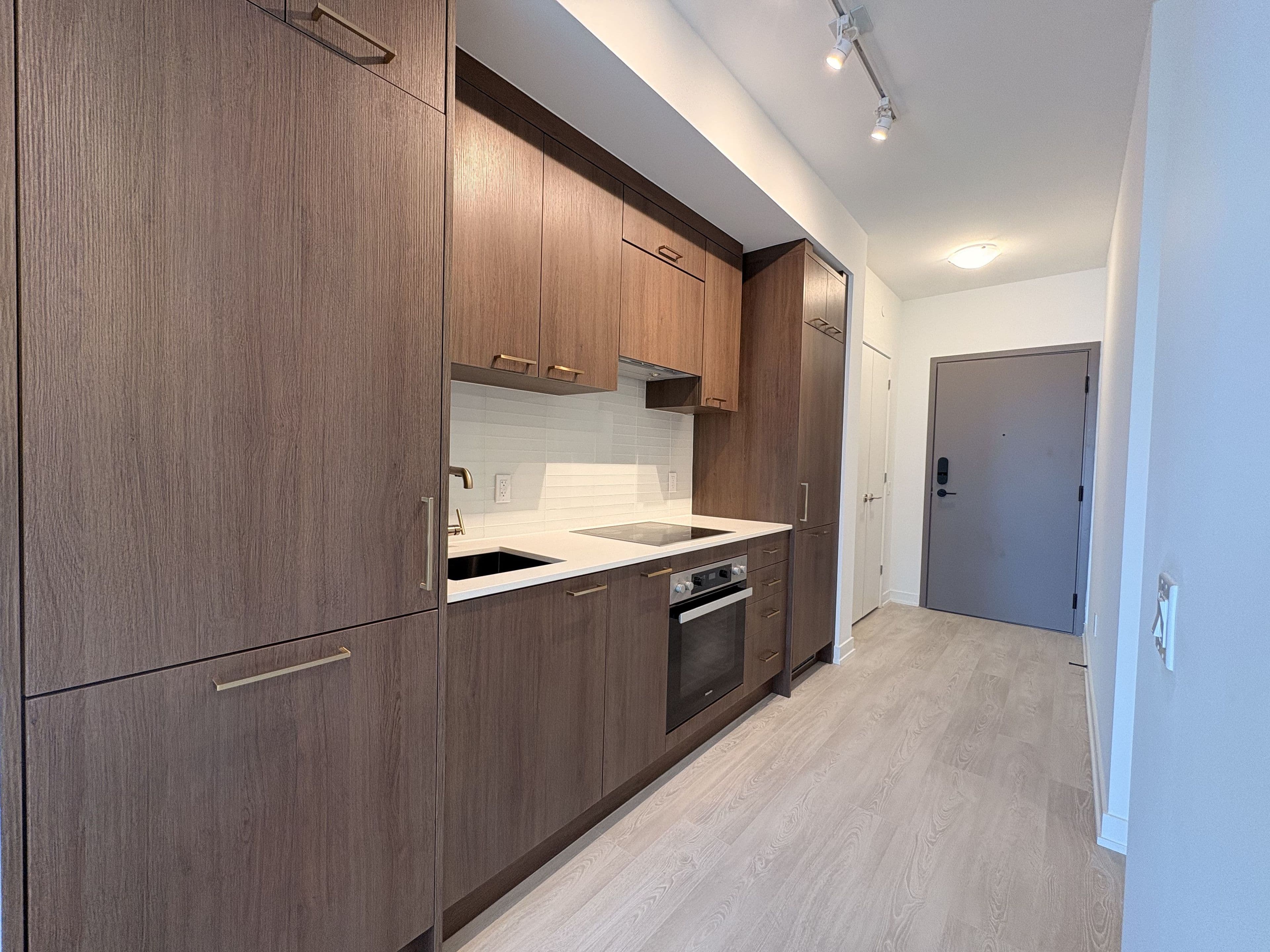 634 Church Street 3408, Toronto C08, ON M4Y 0G9