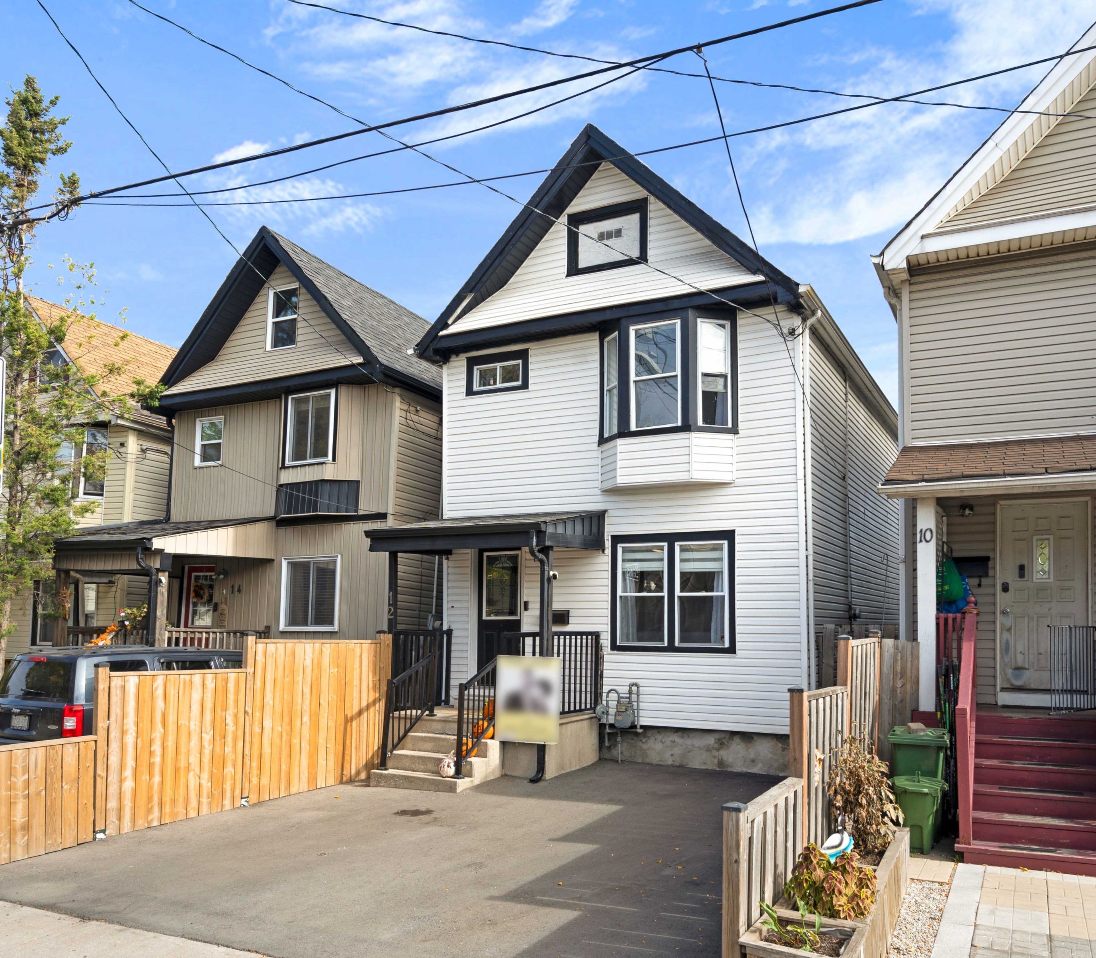 12 Lincoln Street, Hamilton, ON L8L 7L5