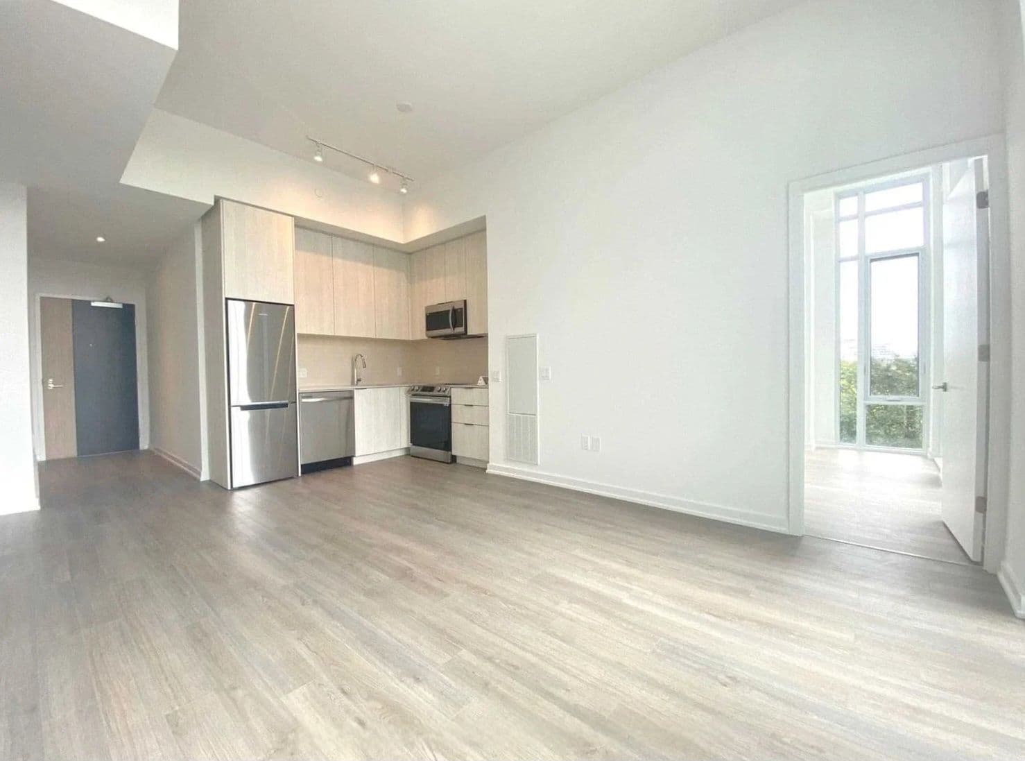 50 Power Street 403, Toronto C08, ON M5A 0V3