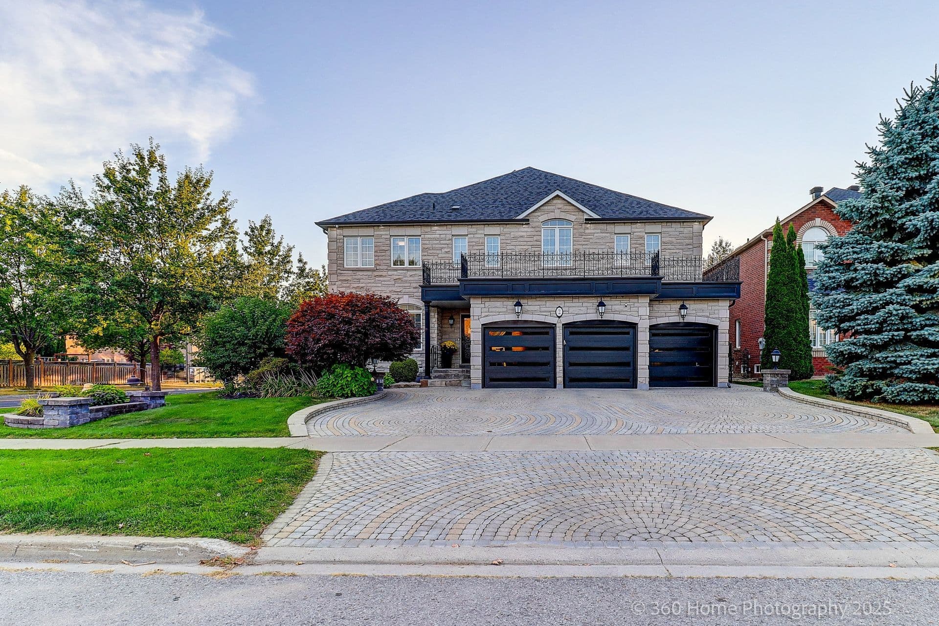 2 Mumberson Court, Markham, ON L6C 1Y4