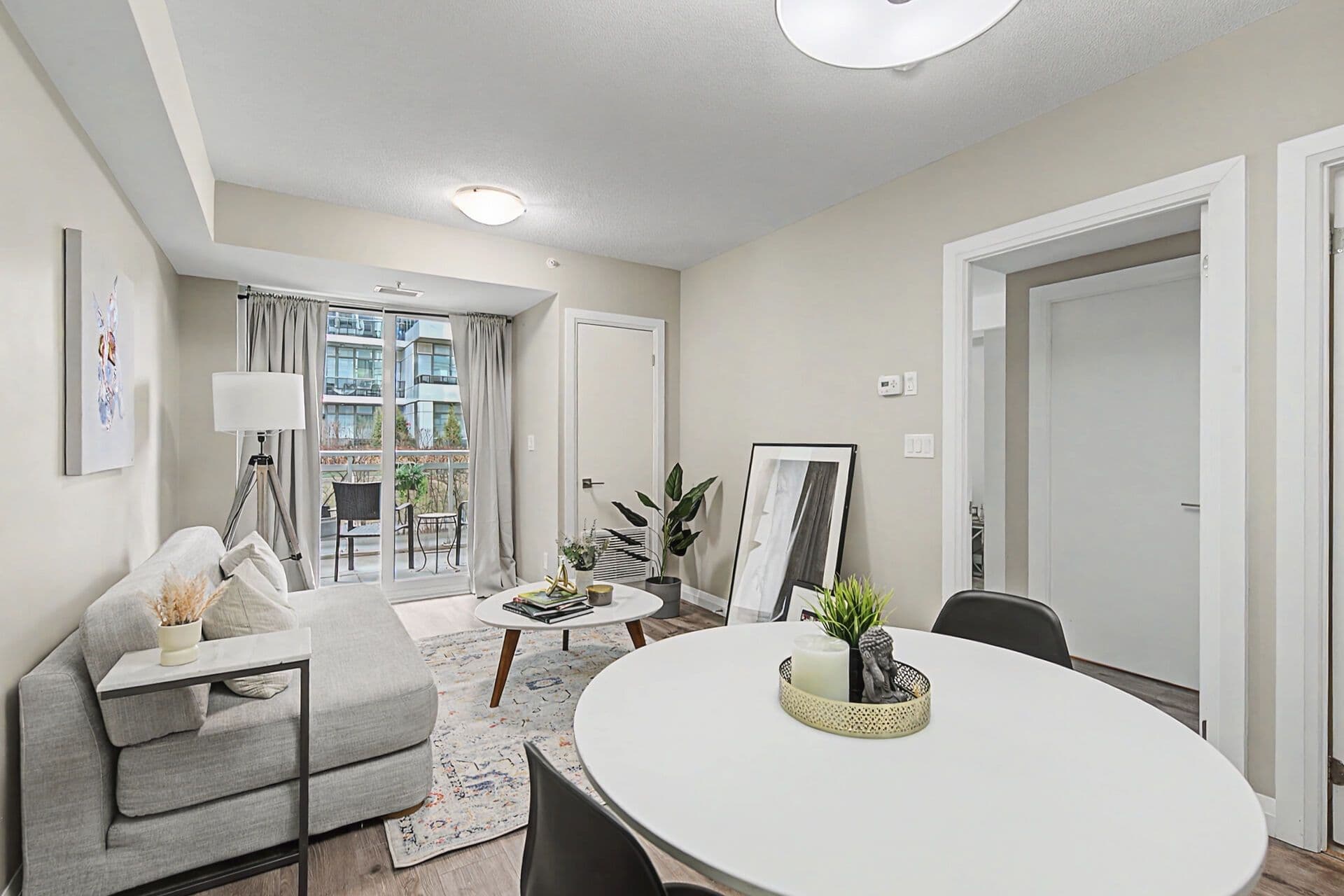 63 S Arthur Street S 205, Guelph, ON N1E 0A8