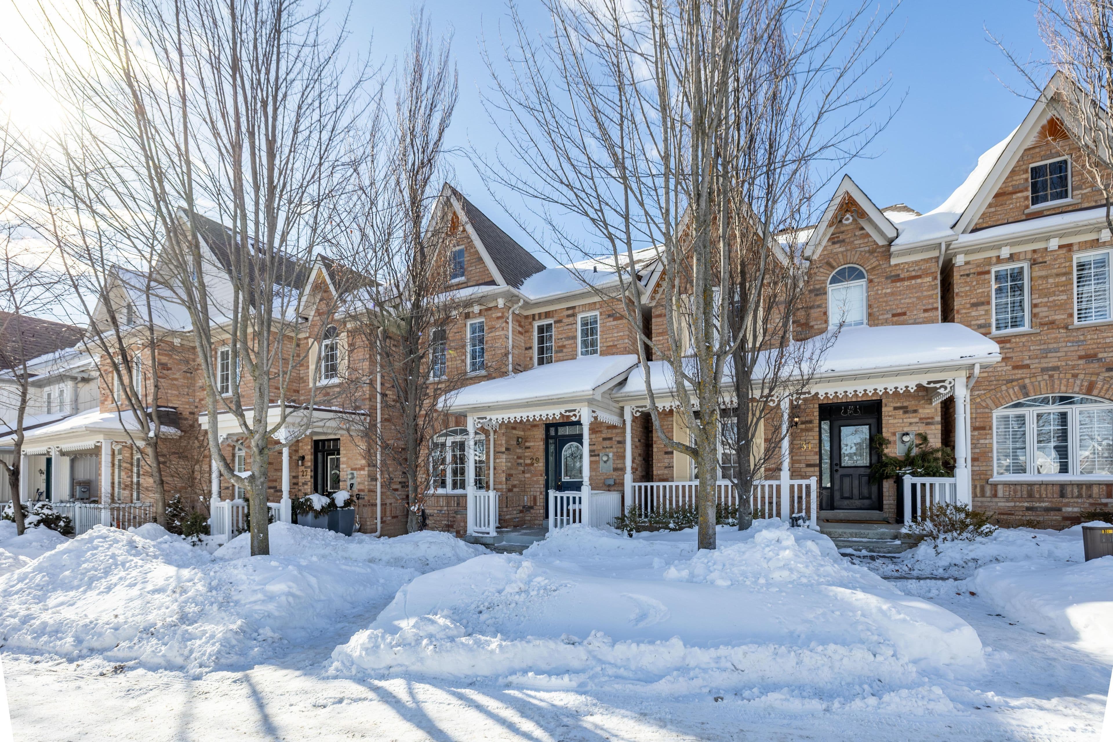 29 Queen's Plate Drive, Markham, ON L6C 2A9