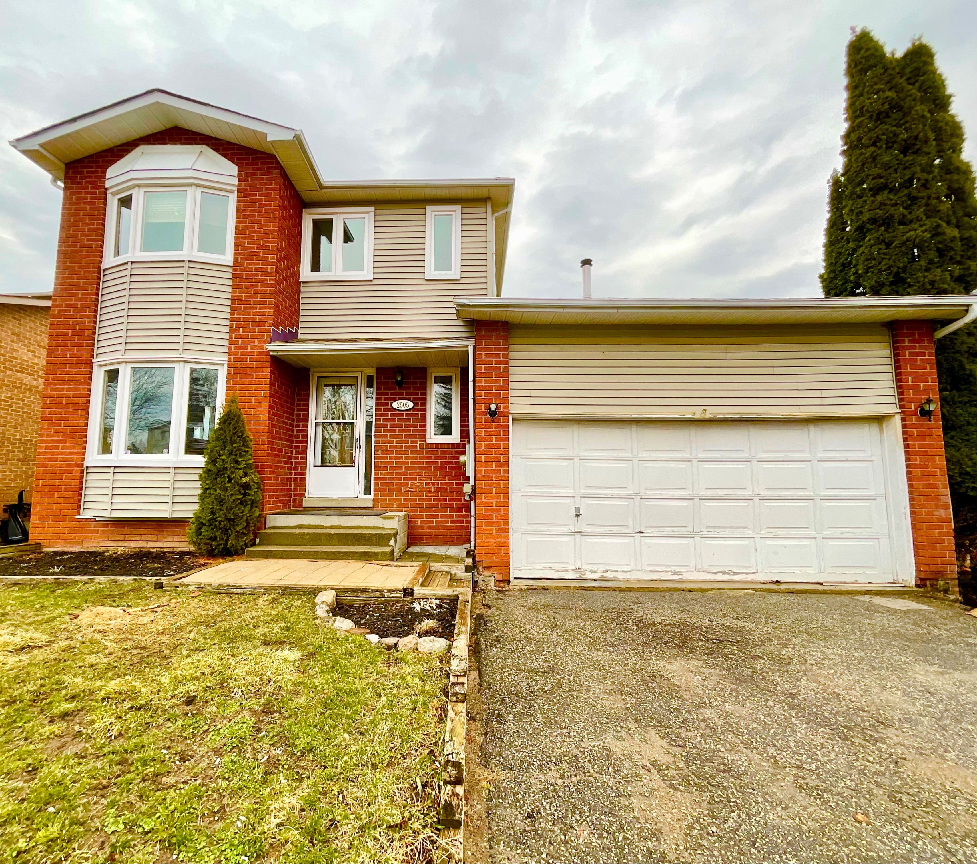 2505 Lloyd Street, Innisfil, ON L9S 2H2