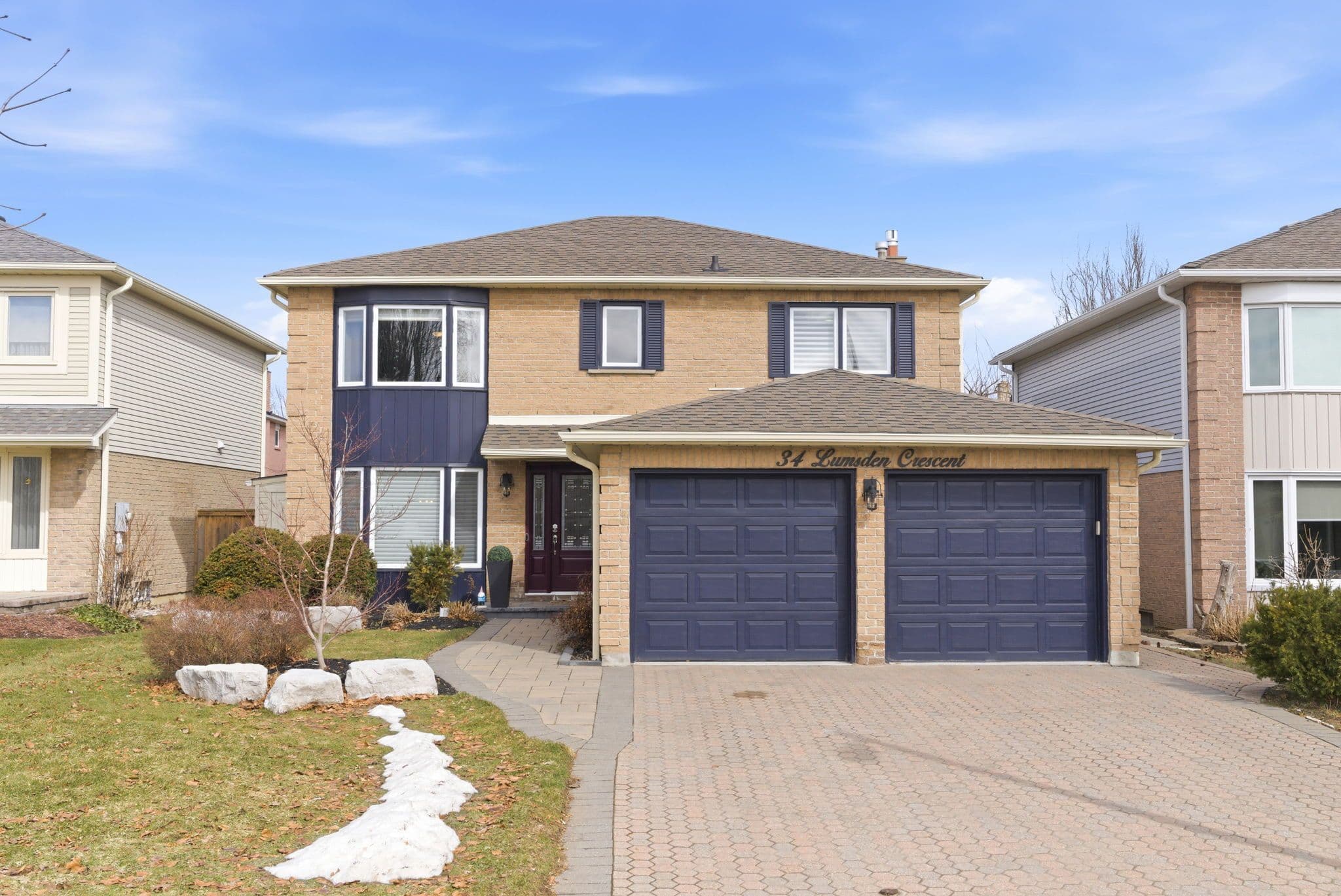 34 Lumsden Crescent, Whitby, ON L1R 1G6