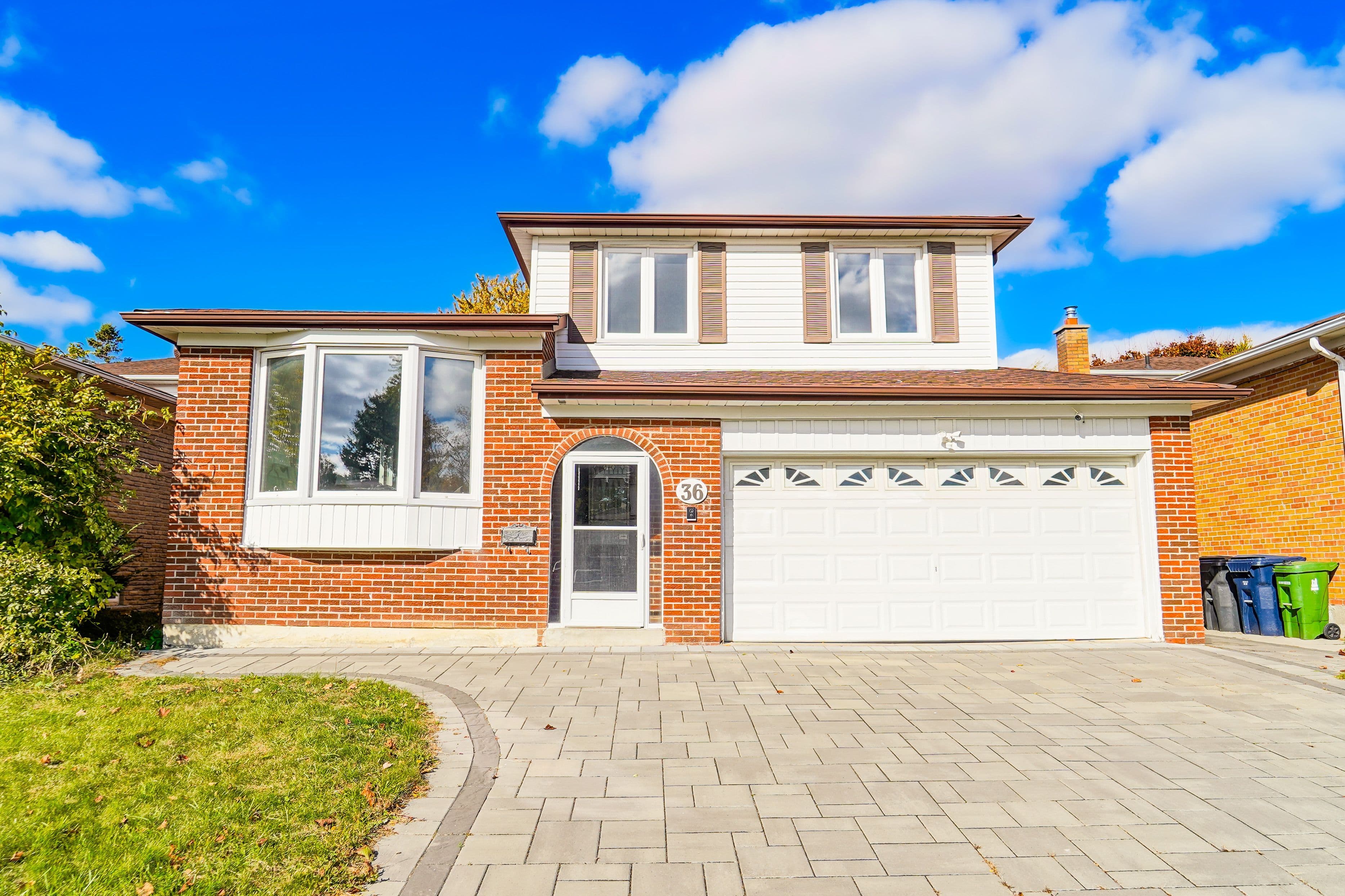 36 Pebblehill Square, Toronto E07, ON M1S 2P7