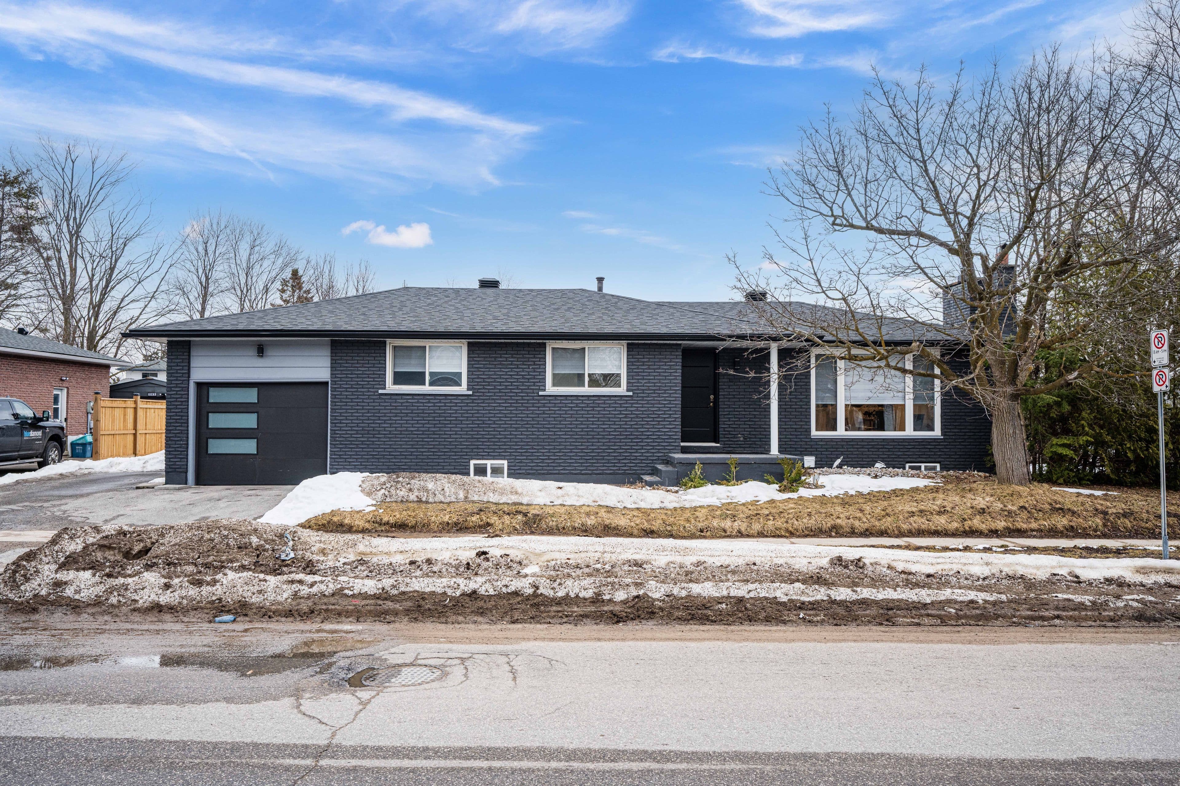 263 Cook Street, Barrie, ON L4M 4H7