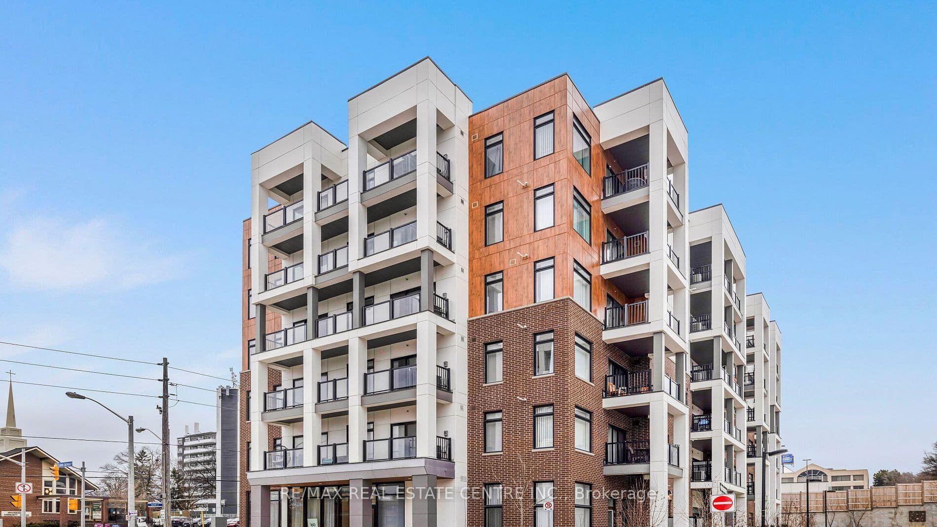 160 Canon Jackson Drive 602, Toronto W04, ON M6M 0B6