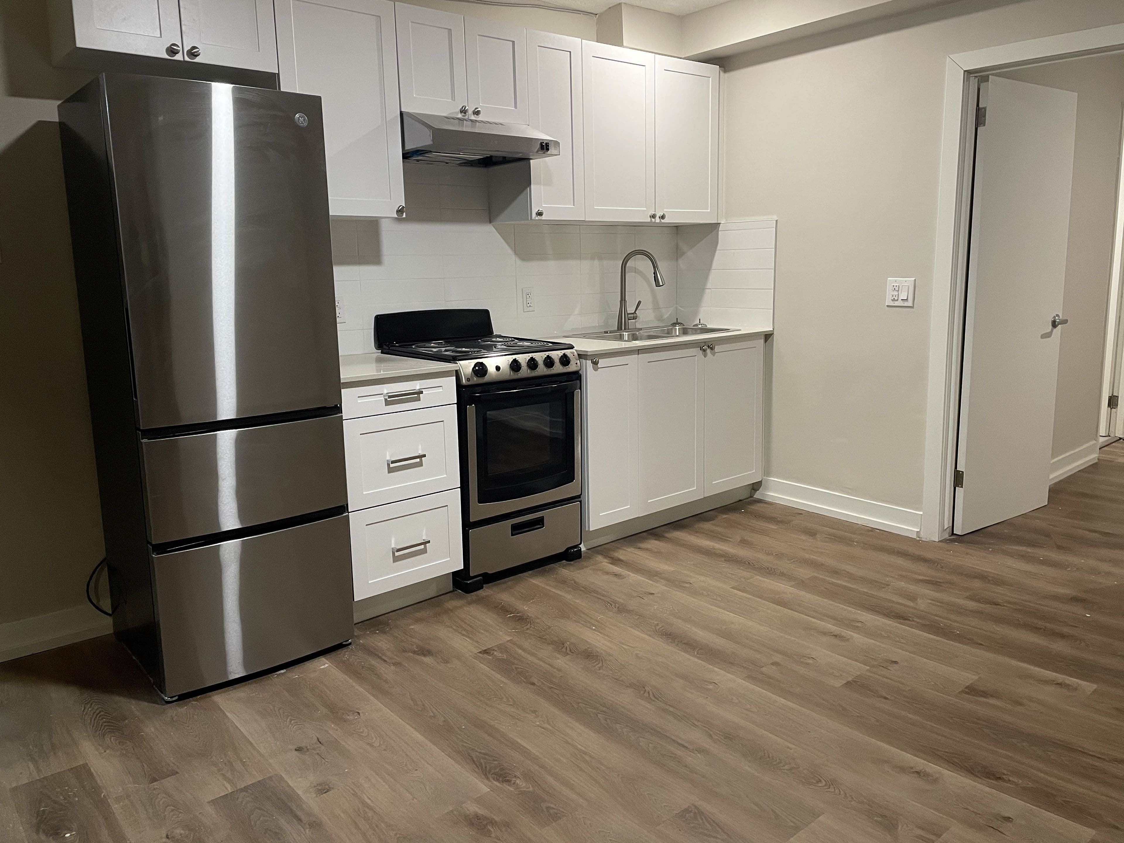 133 Prospect Street S A, Hamilton, ON L8M 1M6