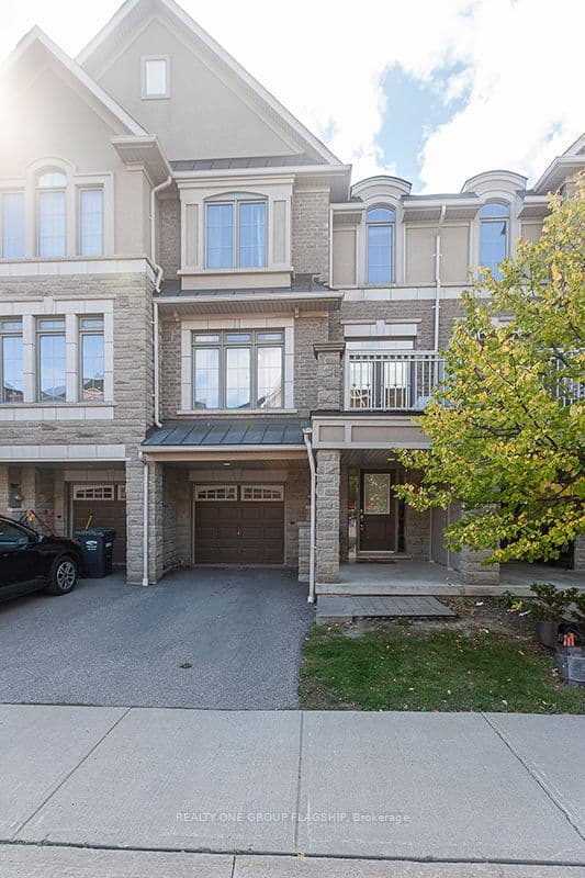 2435 Greenwich Drive 22, Oakville, ON L6M 0S4