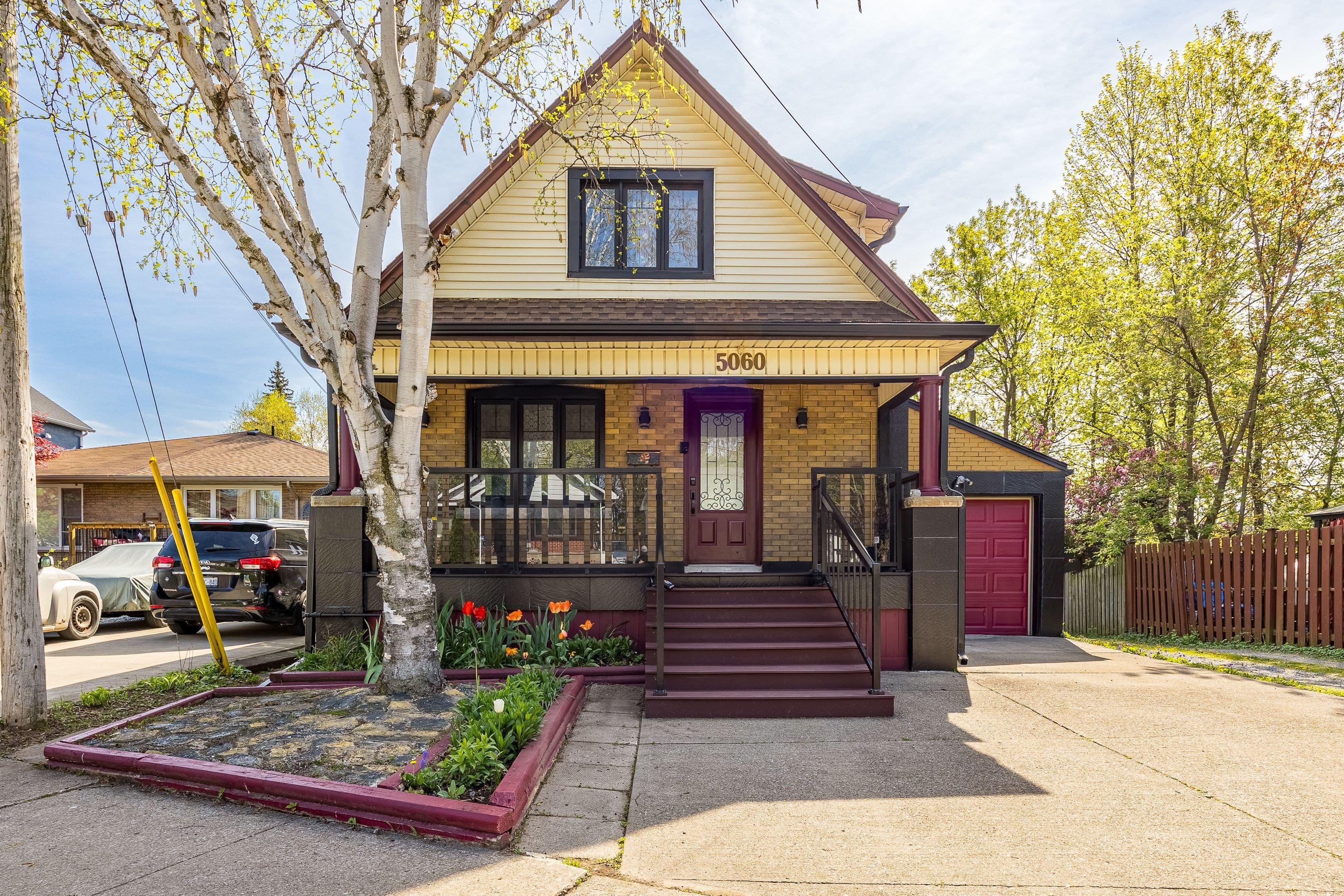 5060 Ontario Avenue, Niagara Falls, ON L2E 3R9