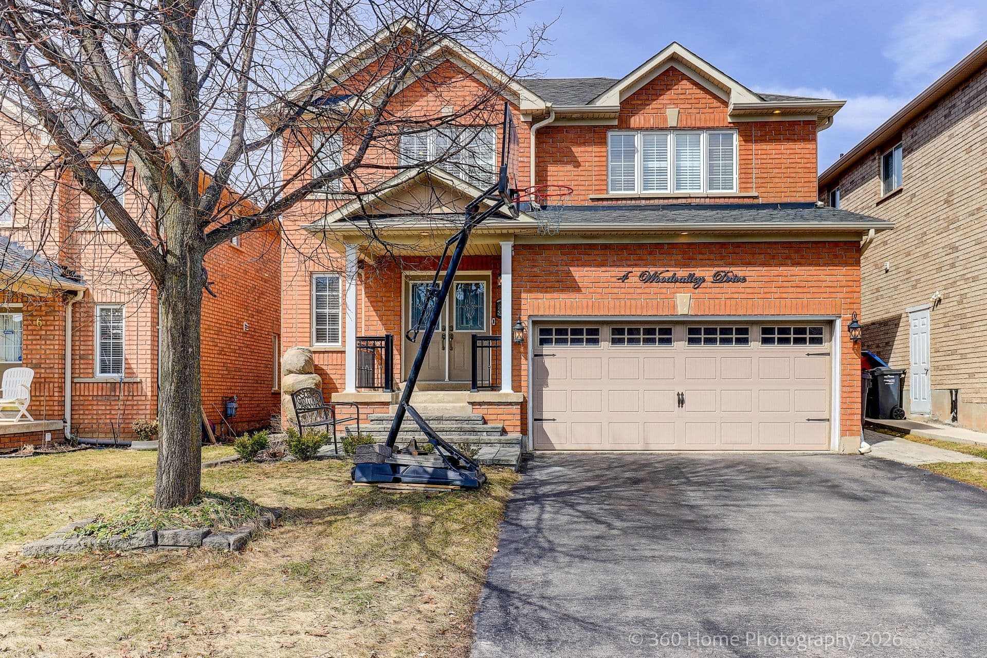 4 Woodvalley Drive, Brampton, ON L7A 1Z6