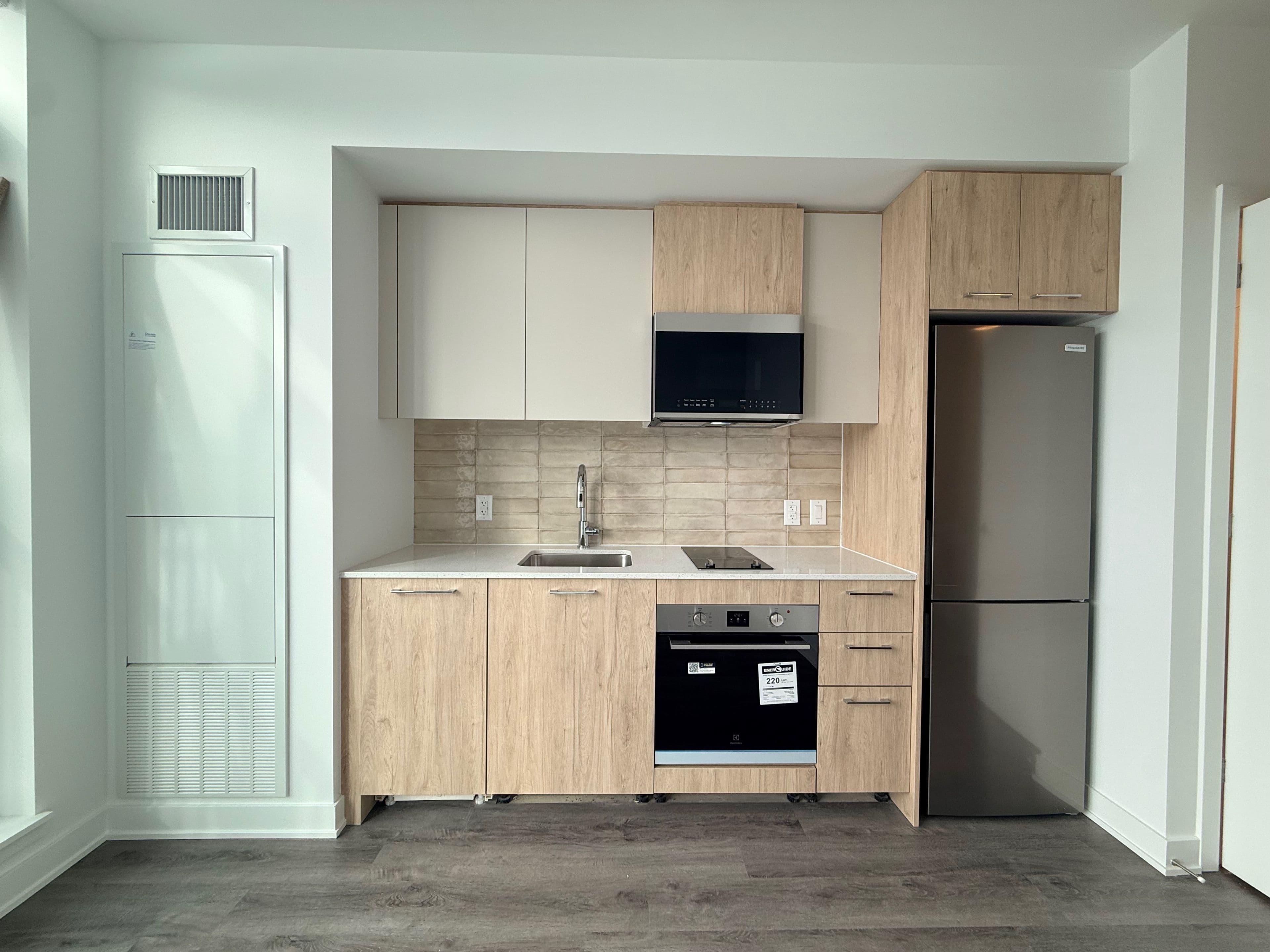 30 Dreamers Way 625, Toronto C08, ON M5A 0Y7