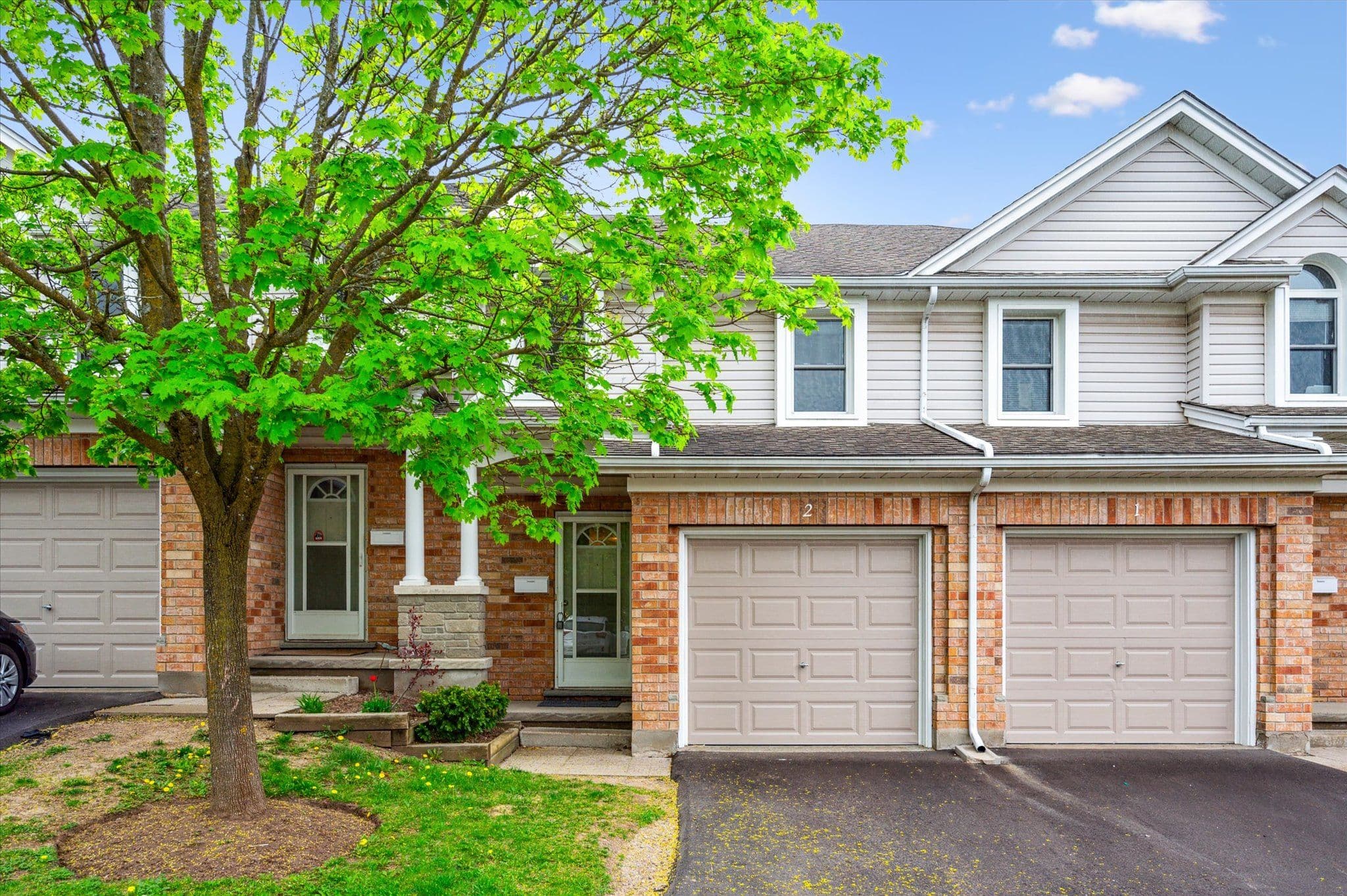 66 Rodgers Road 2, Guelph, ON N1G 4Y5