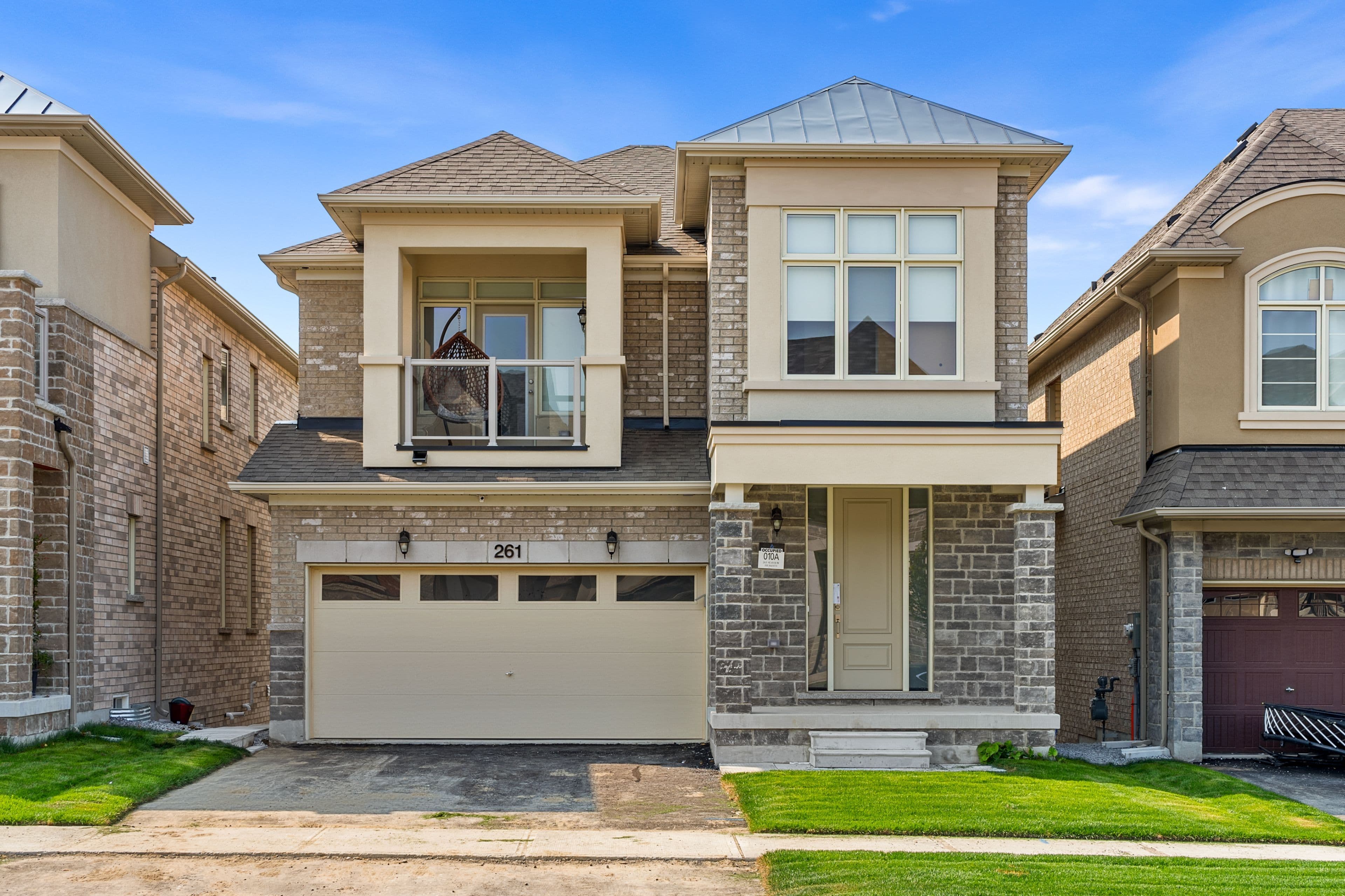261 Seaview Heights, East Gwillimbury, ON L9N 0Z1
