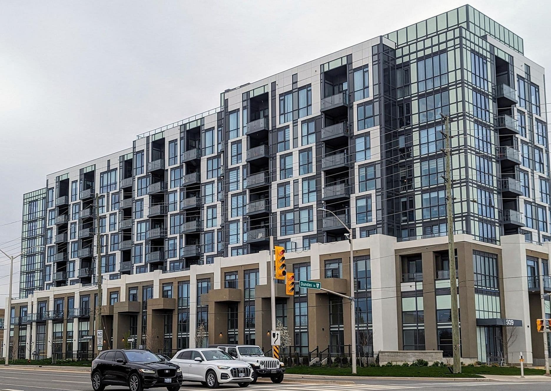 509 Dundas Street W 312, Oakville, ON L6M 5P4