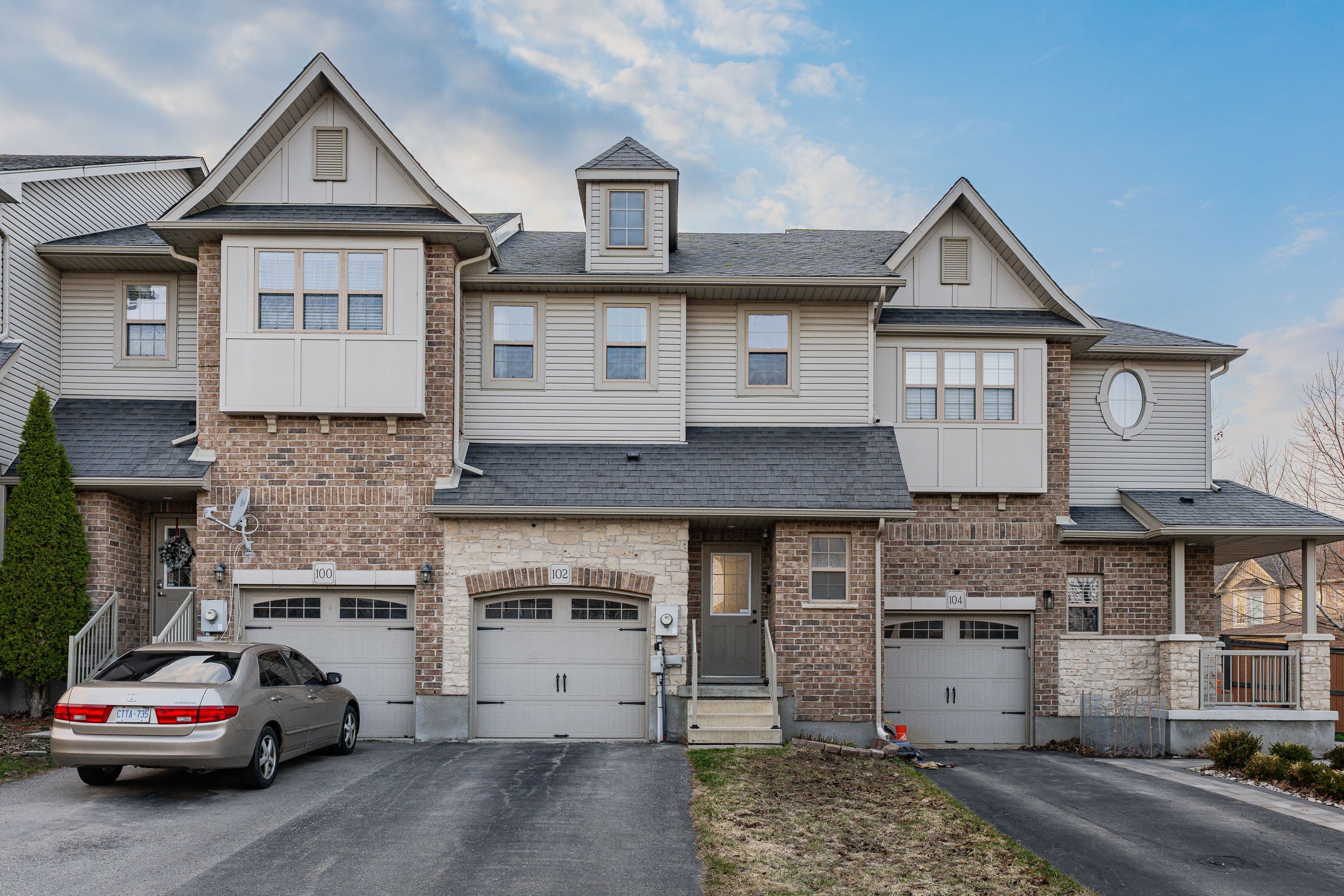 102 Edwards Street, Guelph, ON N1E 0H8