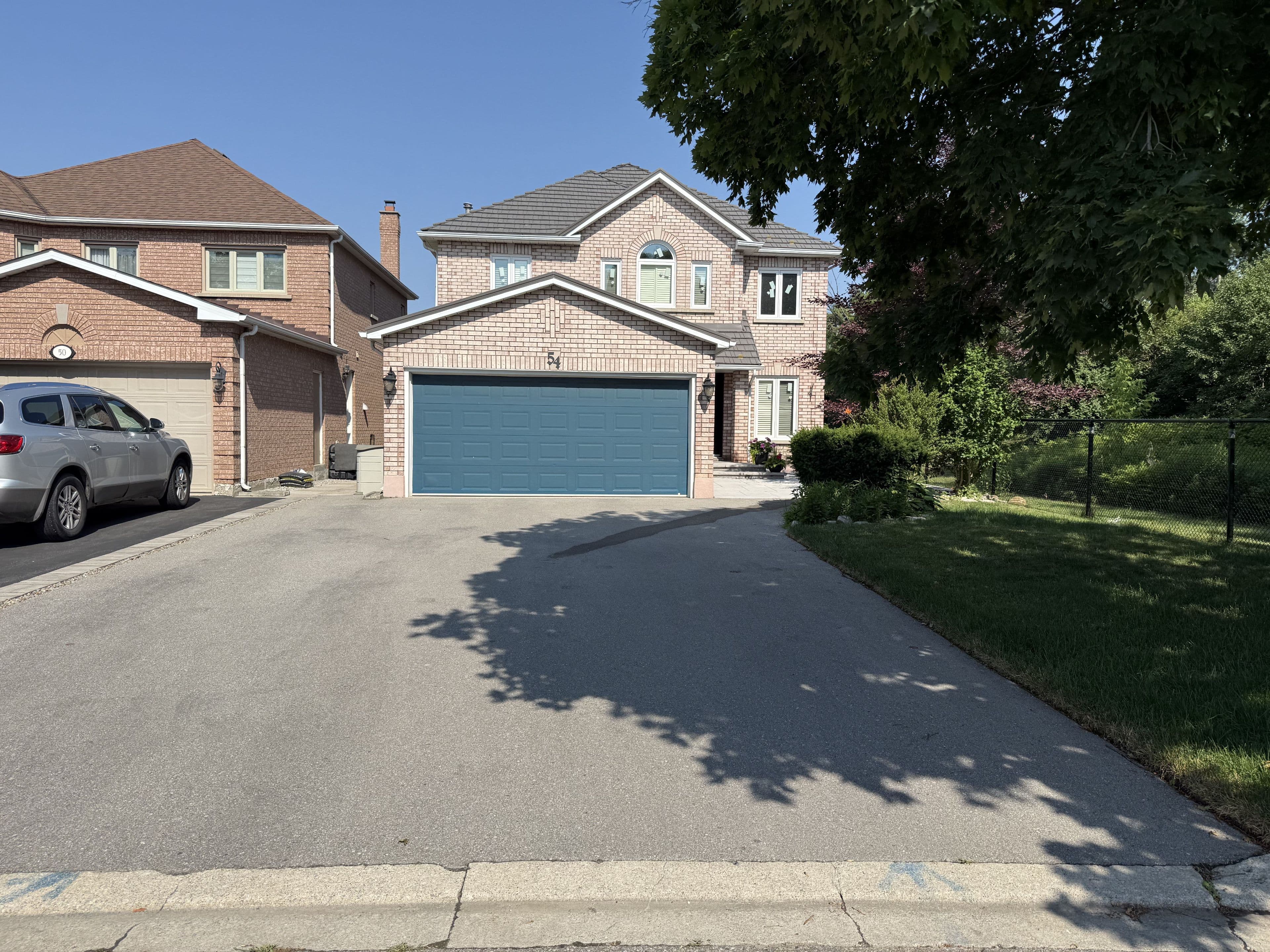 54 Castlepoint Drive LOWER, Vaughan, ON L4H 1B8