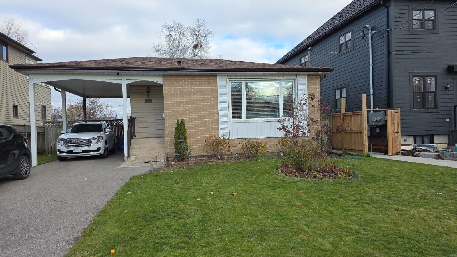 783 Oliva Street, Pickering, ON L1W 2V9