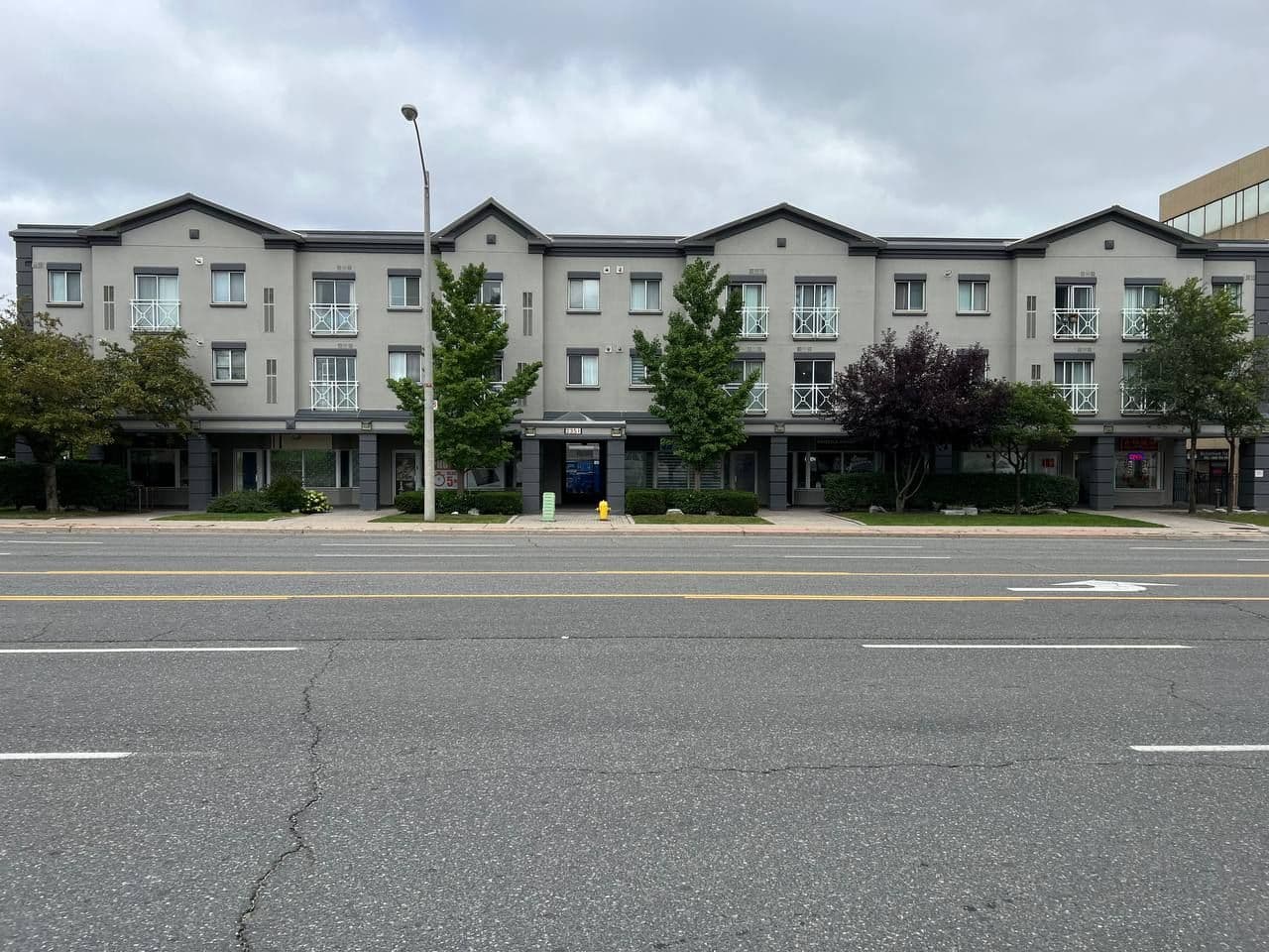 2351 Kennedy Road 113, Toronto E07, ON M1T 3G9