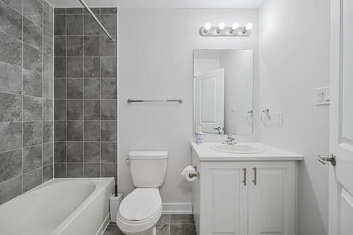 29 Turnberry Lane, Barrie, ON L9J 0M8