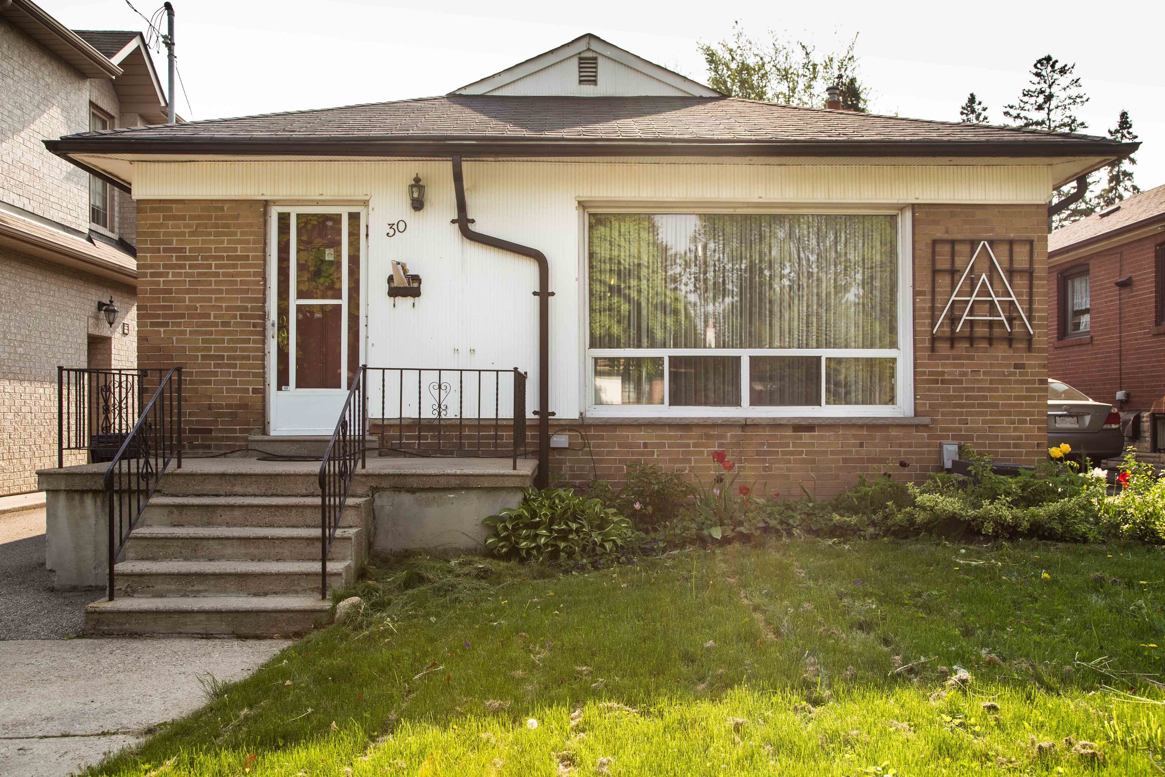 30 Northampton Drive, Toronto W08, ON M9B 4S6