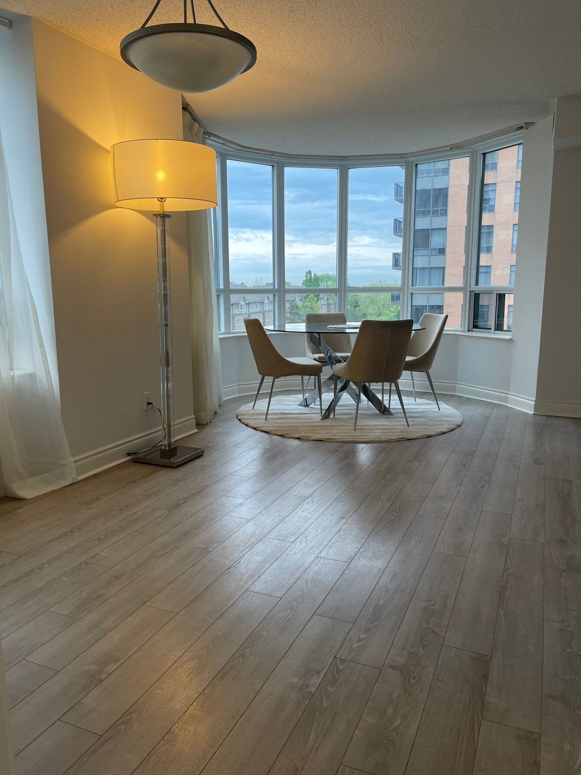 15 Northtown Way 519, Toronto C14, ON M2N 7A2