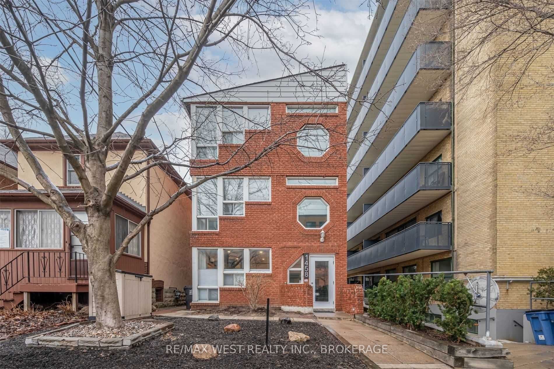 1458 Bayview Avenue, Toronto C10, ON M4G 3B3