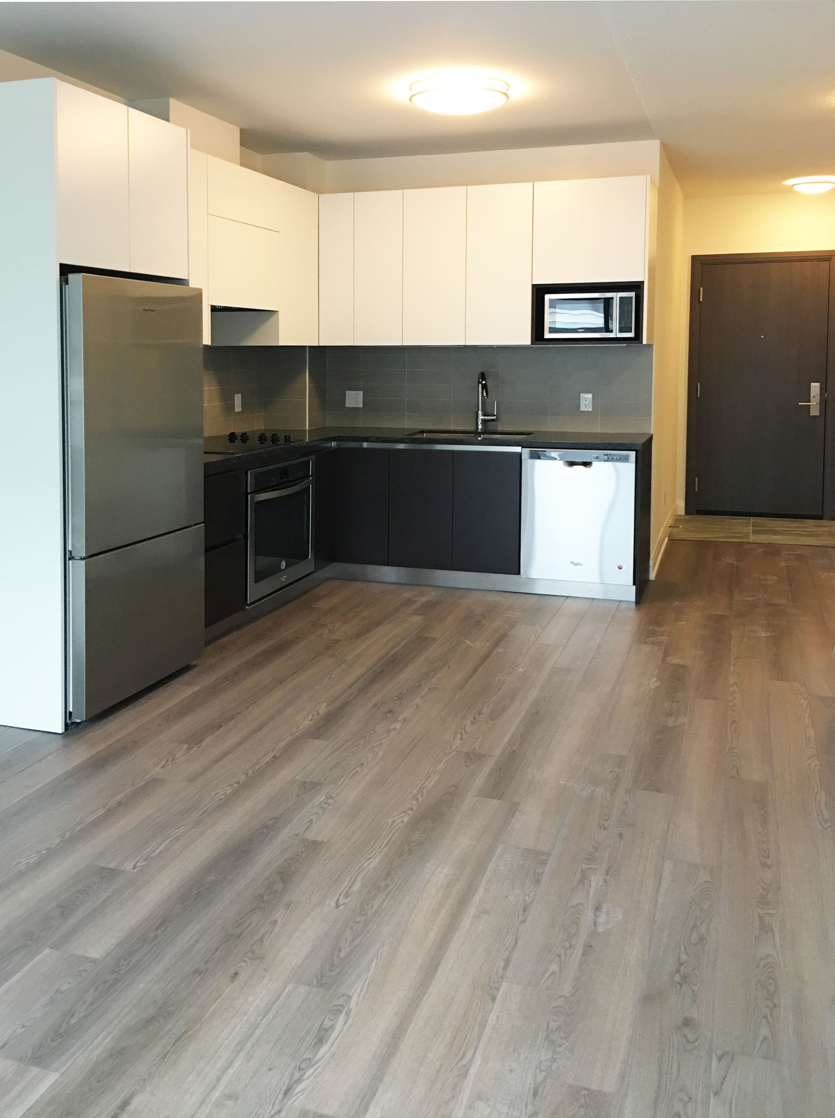 25 Water Walk Drive 306, Markham, ON L6G 0G3