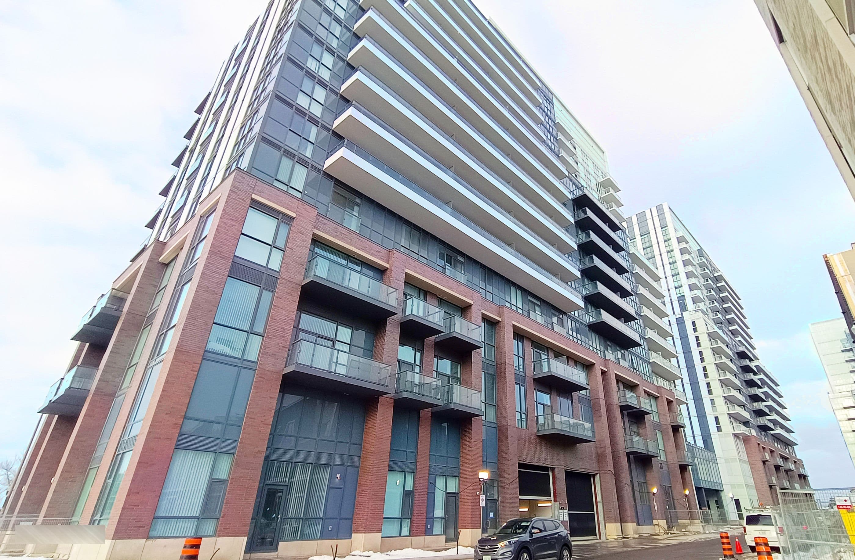 10 Honeycrisp Crescent 1517, Vaughan, ON L4K 0M7