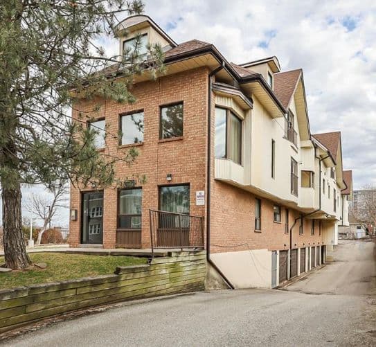 4872 Valley Way 201, Niagara Falls, ON L2E 1W3