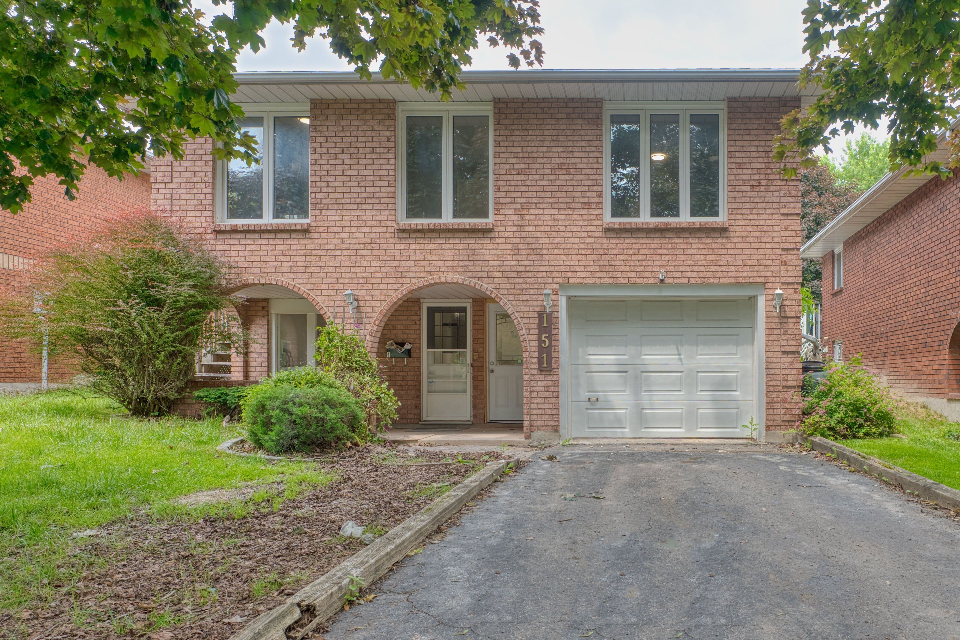 151 DAUPHIN Avenue 2, Kingston, ON K7K 6W3