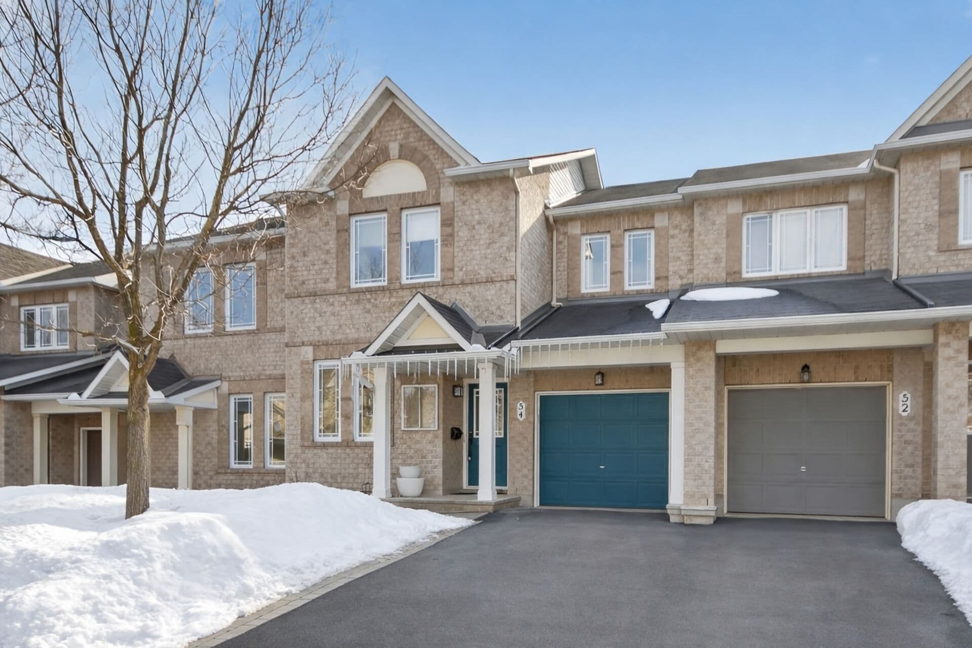 54 Charleston Street, Barrhaven, ON K2G 7G1